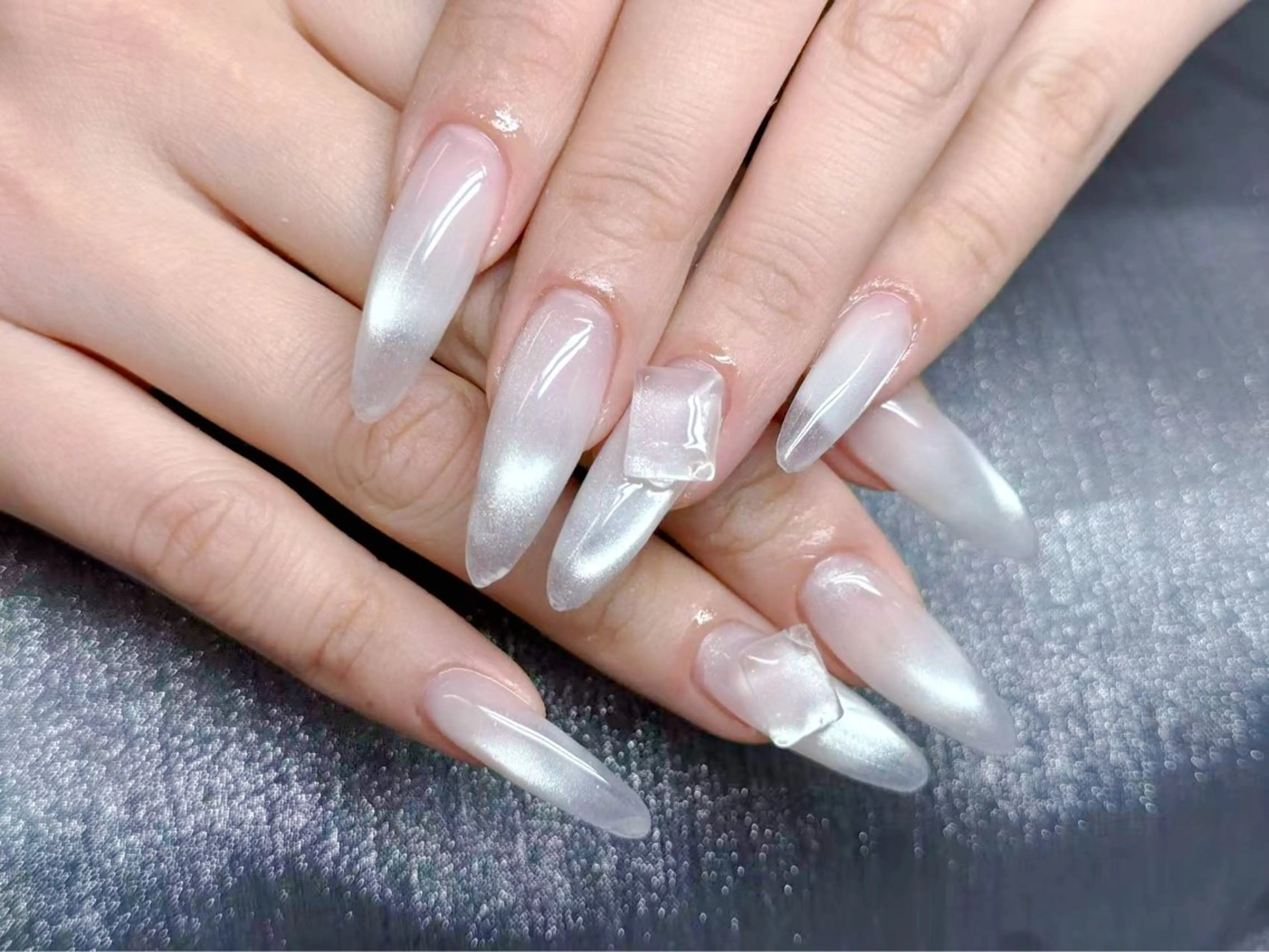 ネイル ハンドネイル ハンドケア Kaka_ パラジェル、長さだしのネイルデザイン