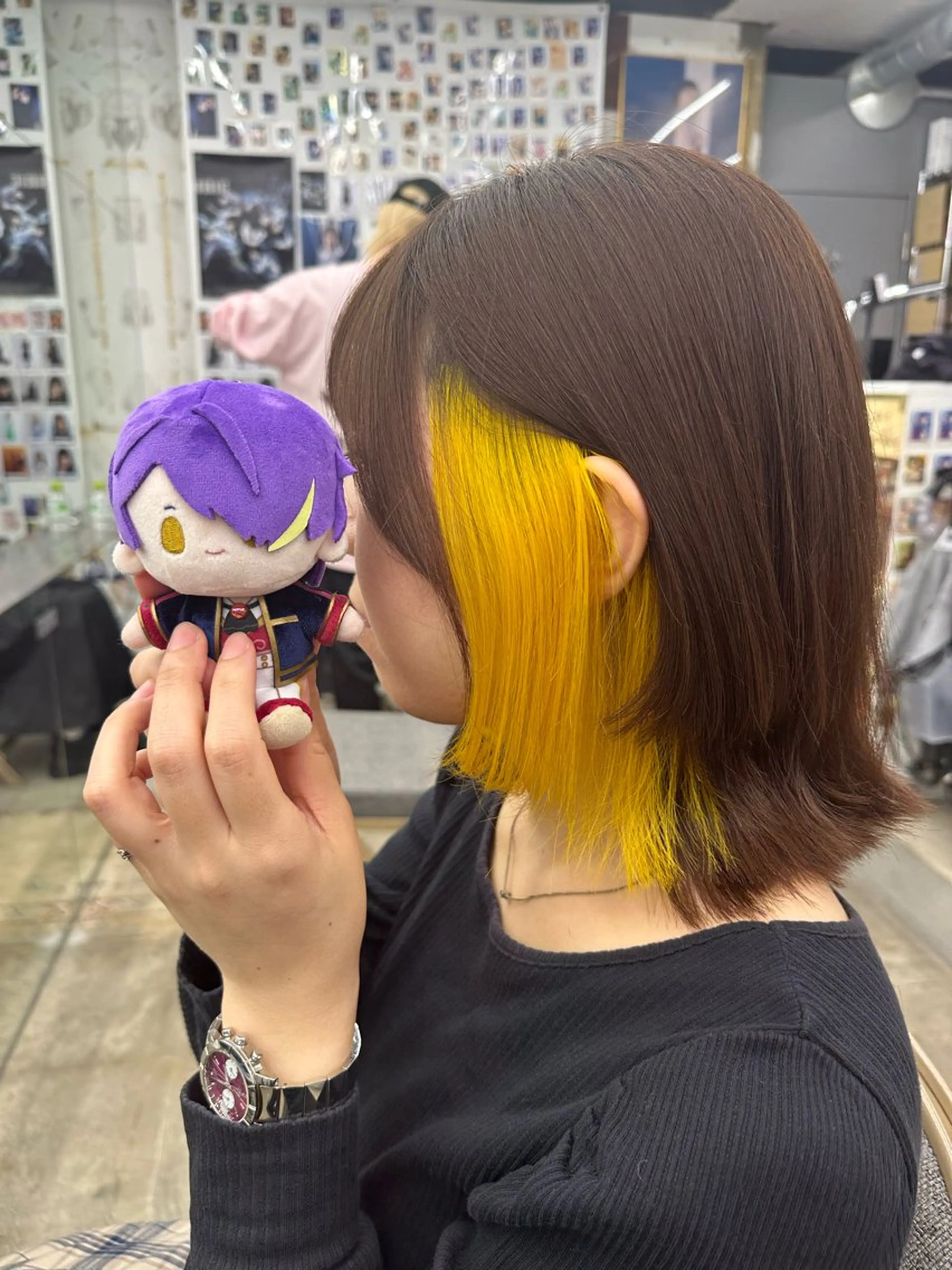 ミディアム カラー インナーカラー イエローカラー あらげ 🌈推しカラー🌈ᵕのヘアスタイル