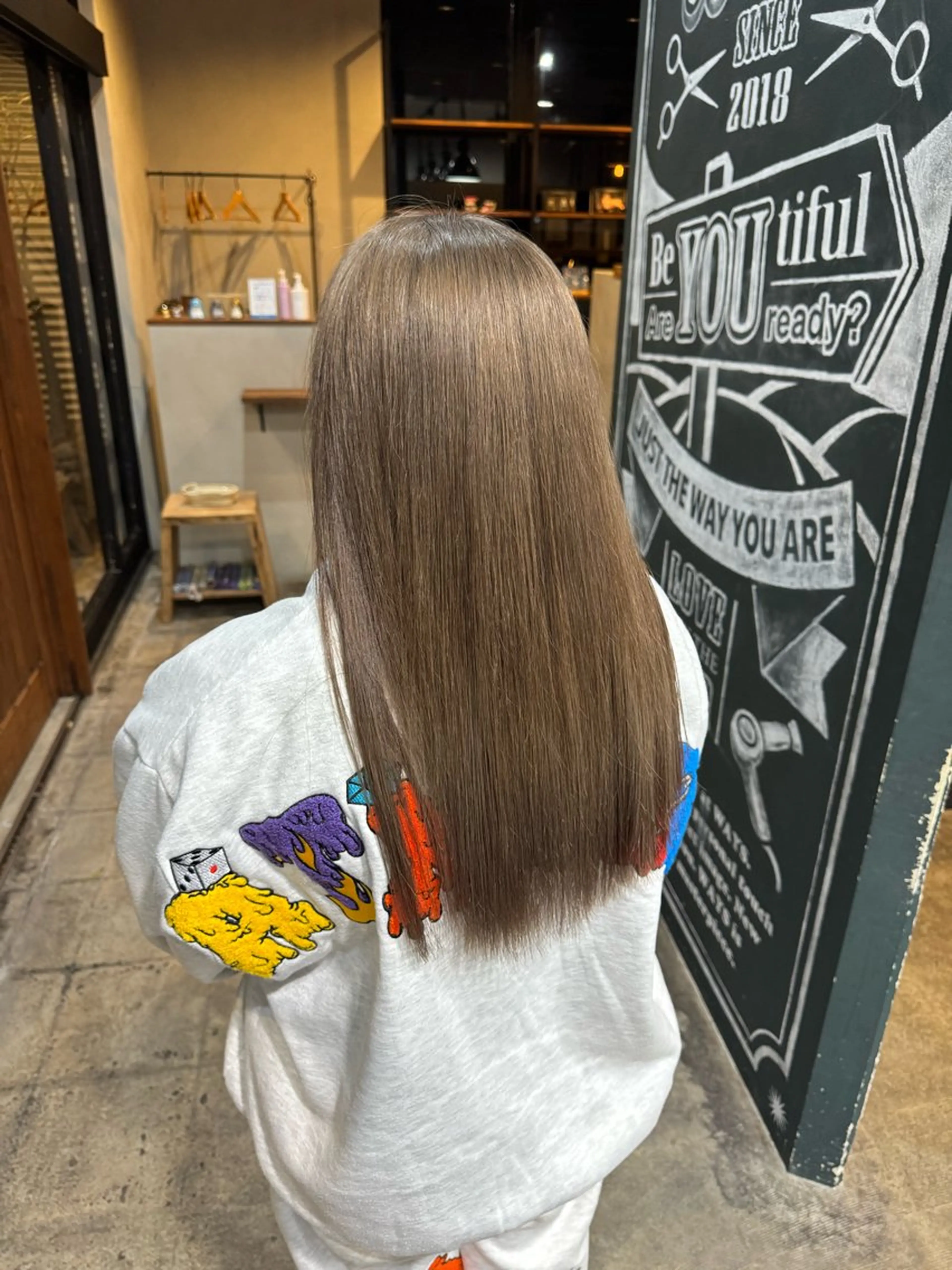 カラー 透明感/ハイトーン /デザインカラー大輝のヘアスタイル