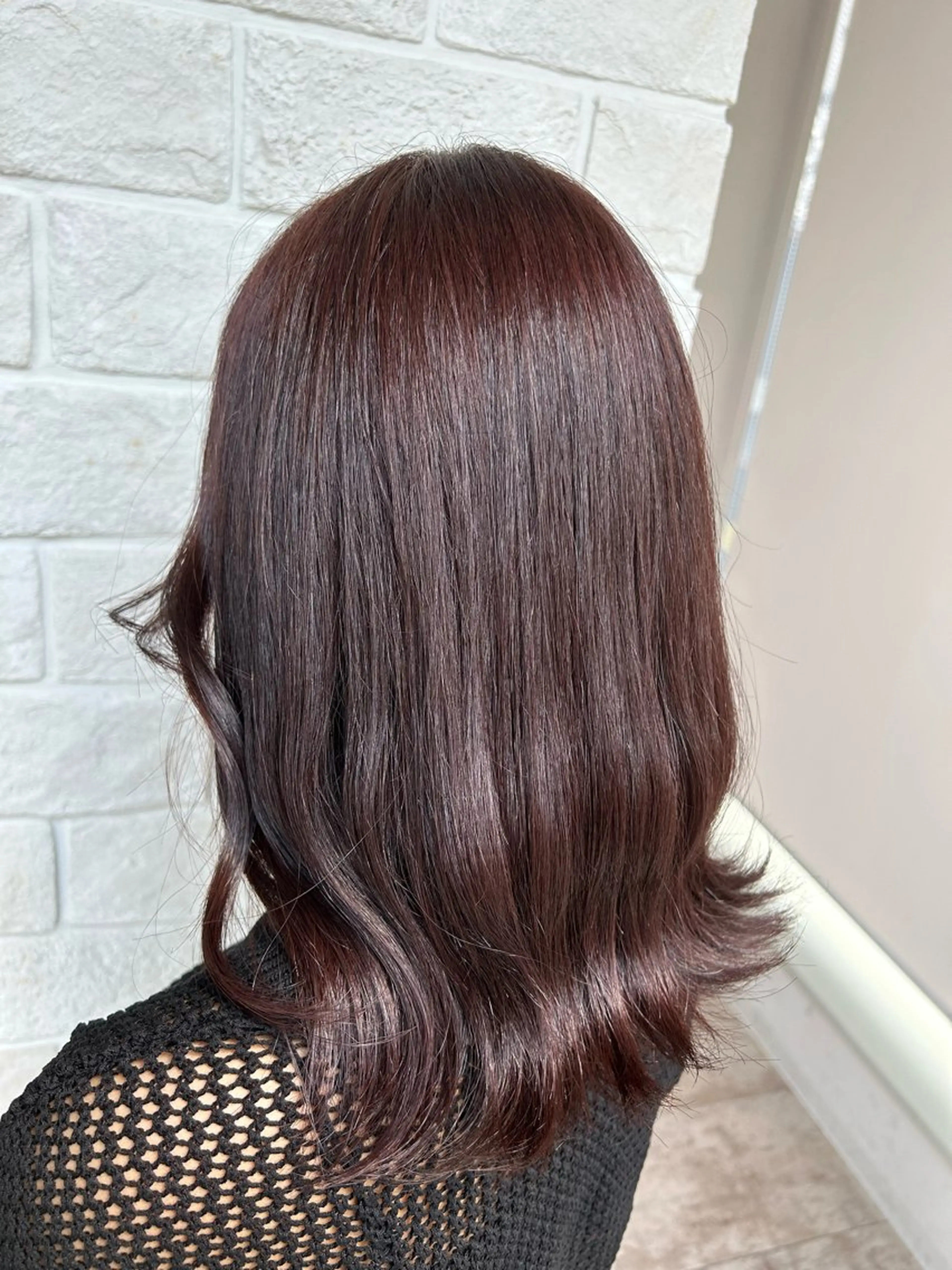 セミロング カラー ブリーチ ブラウンカラー ブリーチなしカラー ピンクカラー ピンクブラウン 櫟本 来夢のヘアスタイル