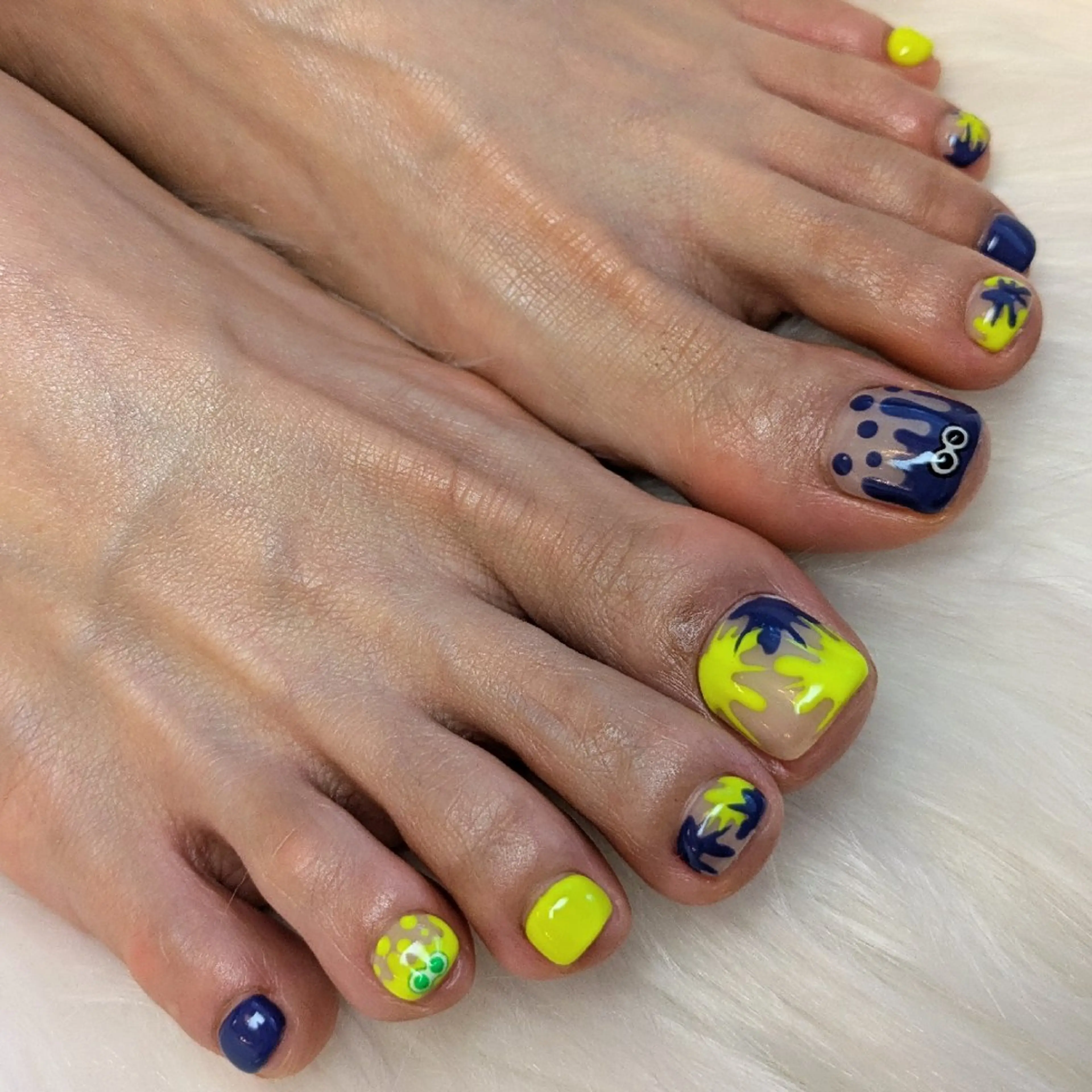 ネイル ジェヌインネイル 河内のネイルデザイン