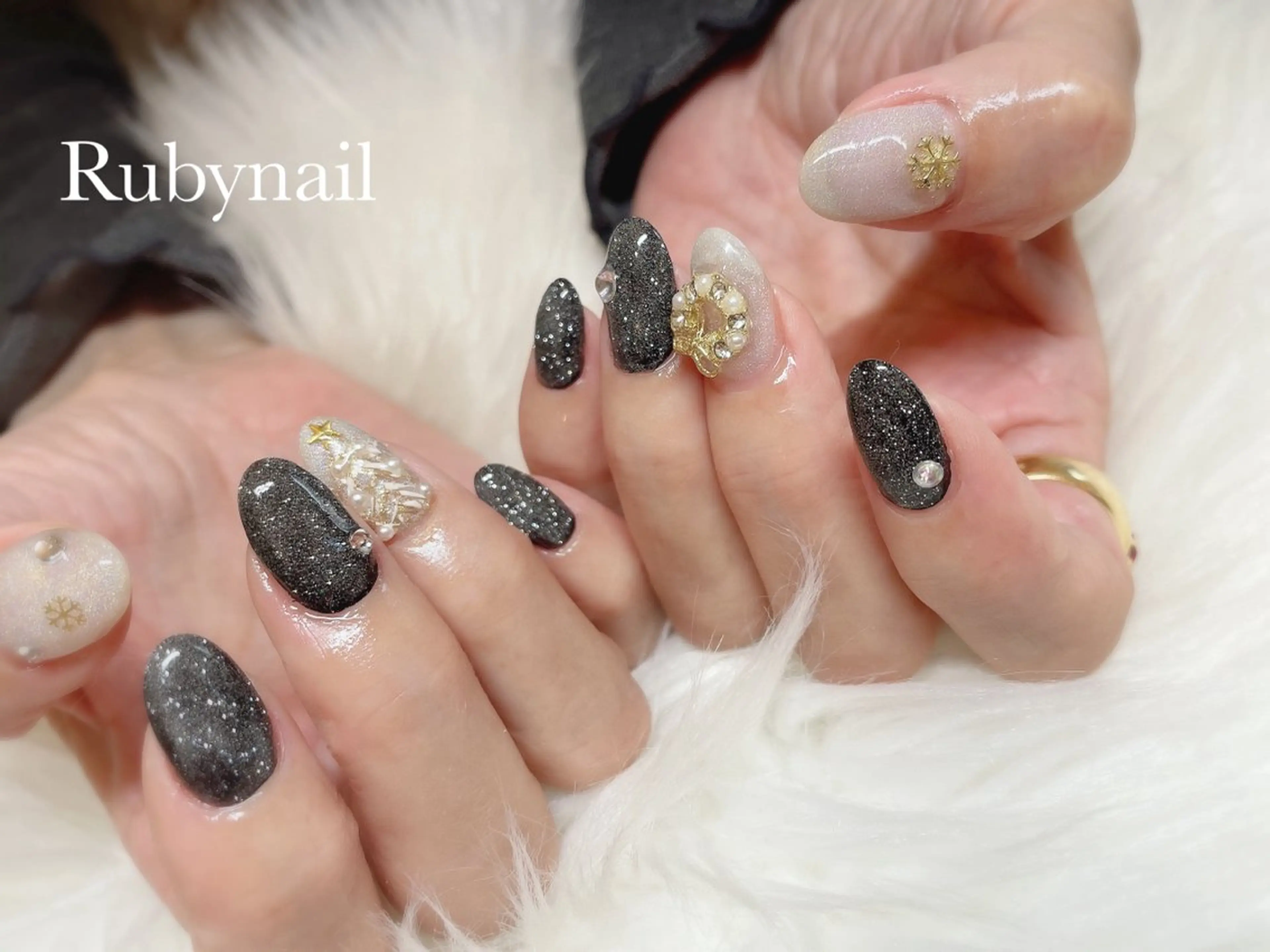 ネイル フラッシュネイル キラキラネイル ラメ(グリッター) 冬ネイル クリスマス プライベートサロン Rubynailのネイルデザイン