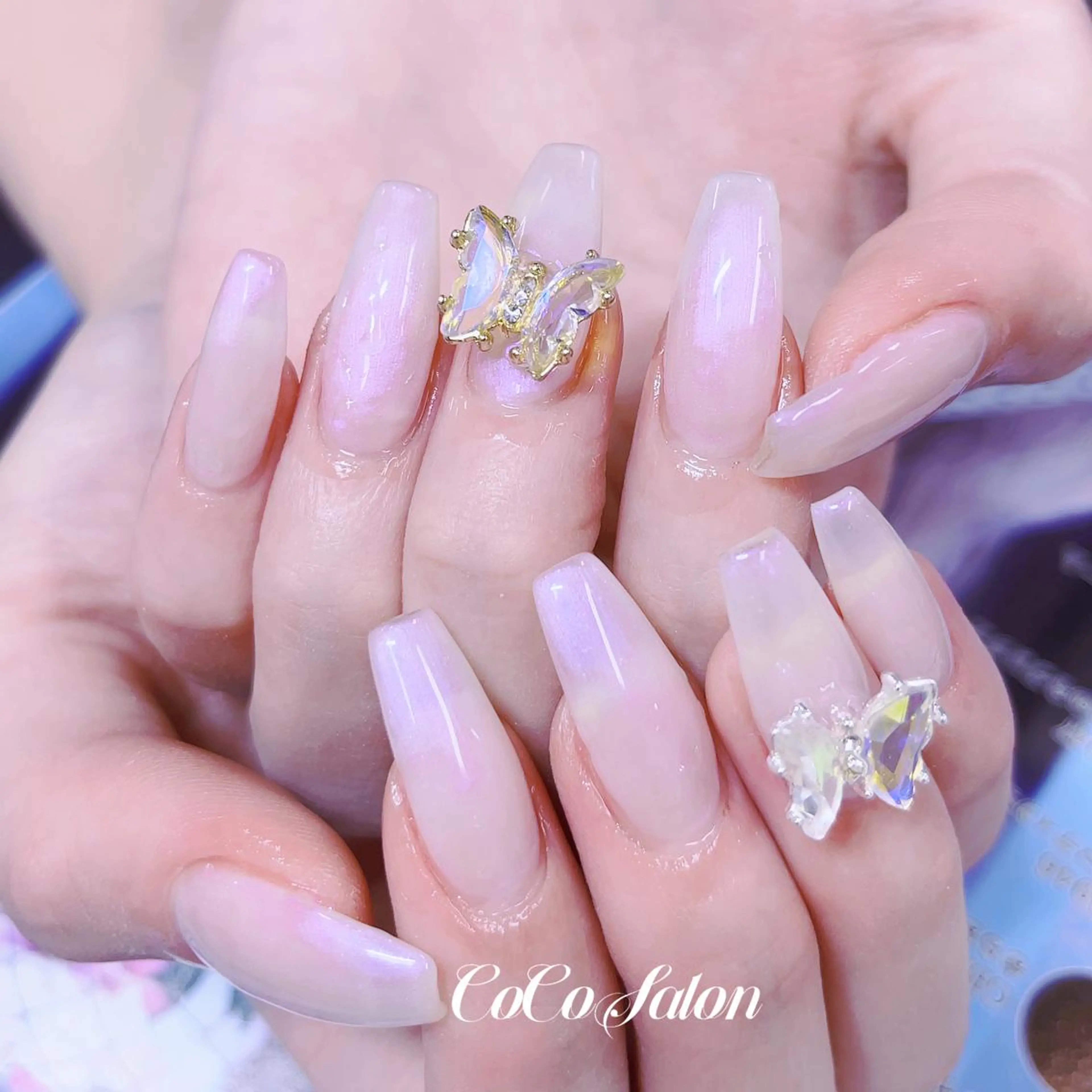 ネイル オーロラネイル ハンドネイル CoCoSalon ネイル/まつ毛予約のネイルデザイン