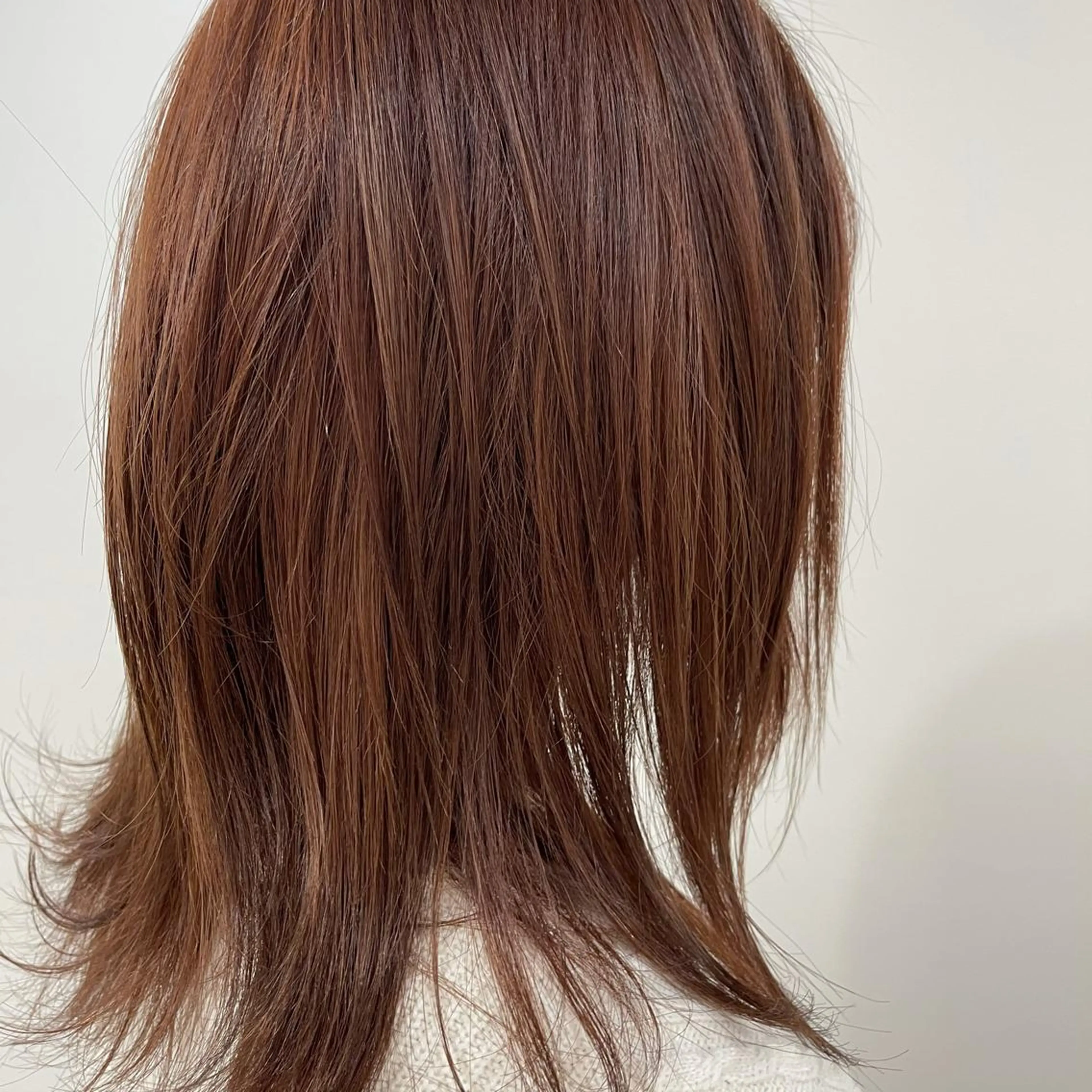 ミディアム カラー UMEDA FIGAROのヘアスタイル