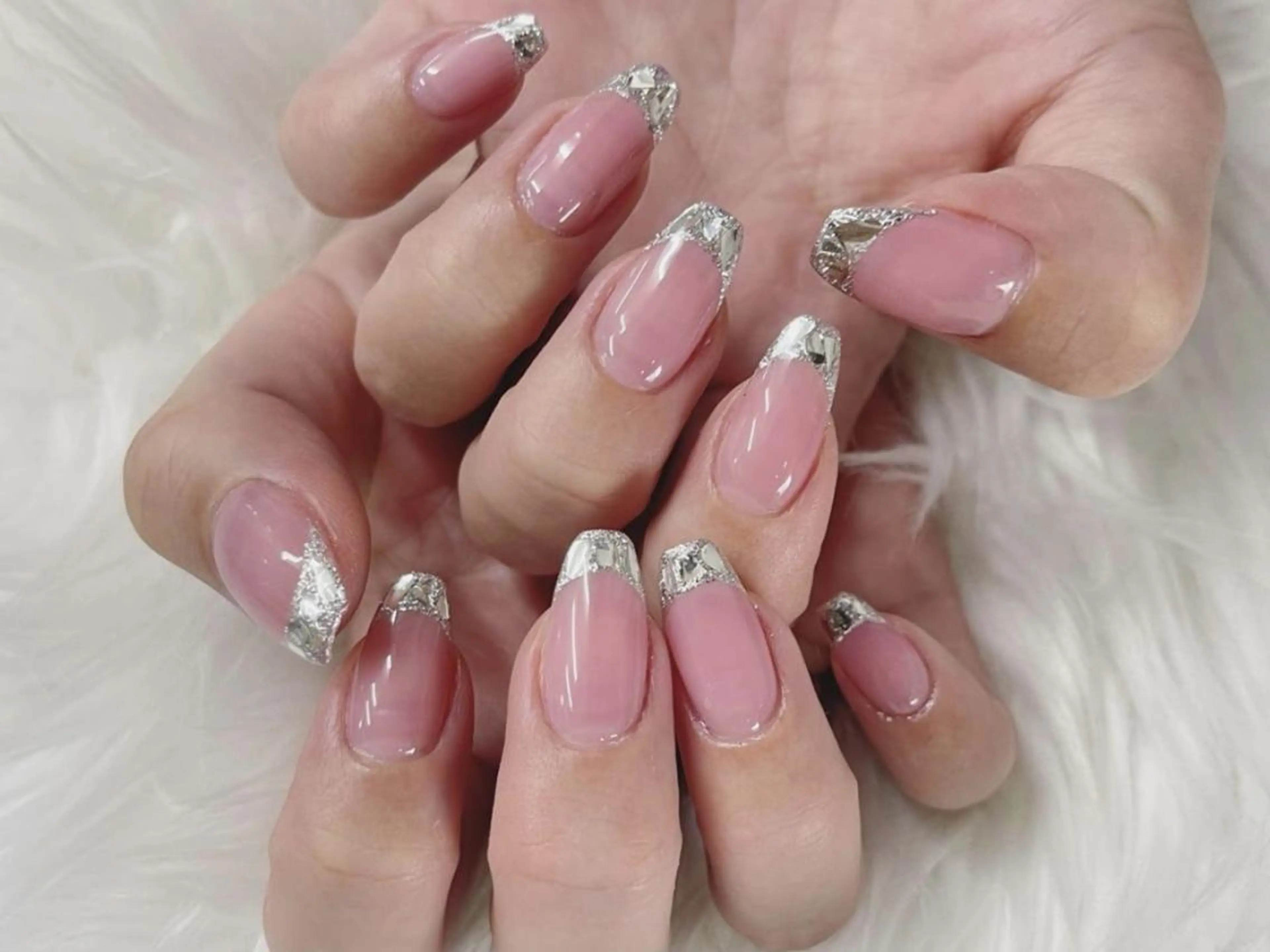 メンズ ネイル アートネイル フレンチネイル ジェルネイル キラキラネイル パラジェル Bloom kabukiのネイルデザイン