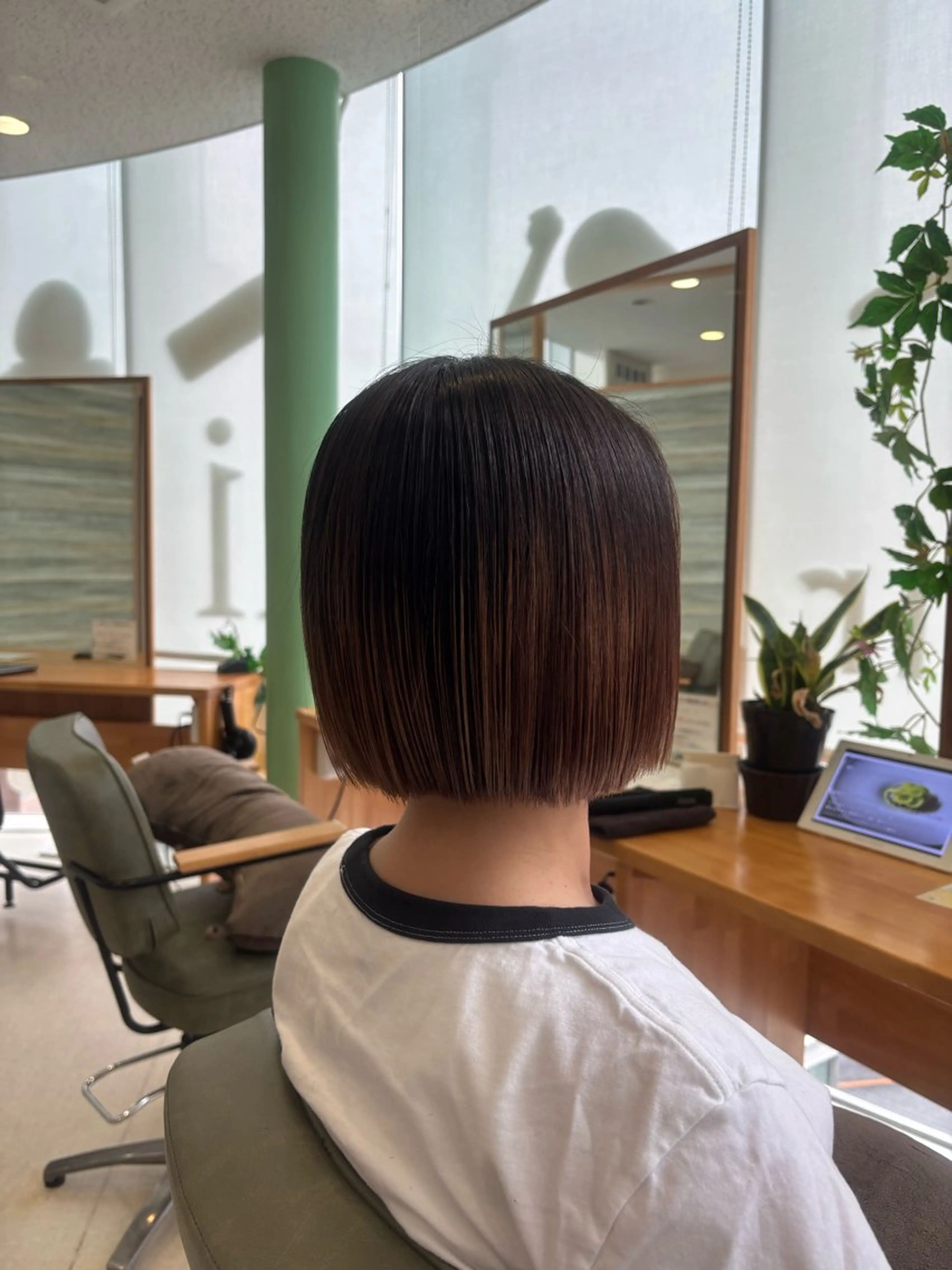 ショート 謝花 萌のヘアスタイル