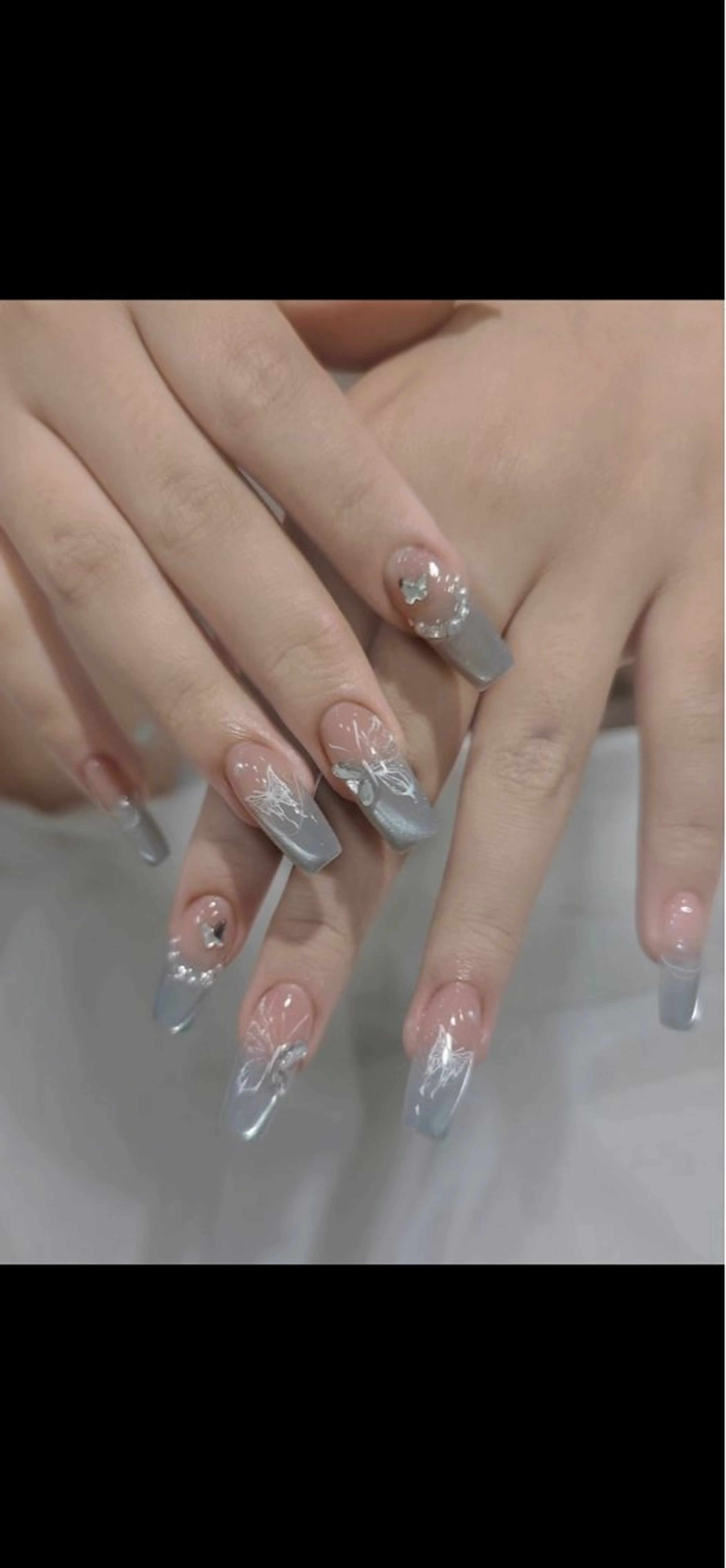 ネイル ハンドネイル 🌈 Laule'aのネイルデザイン