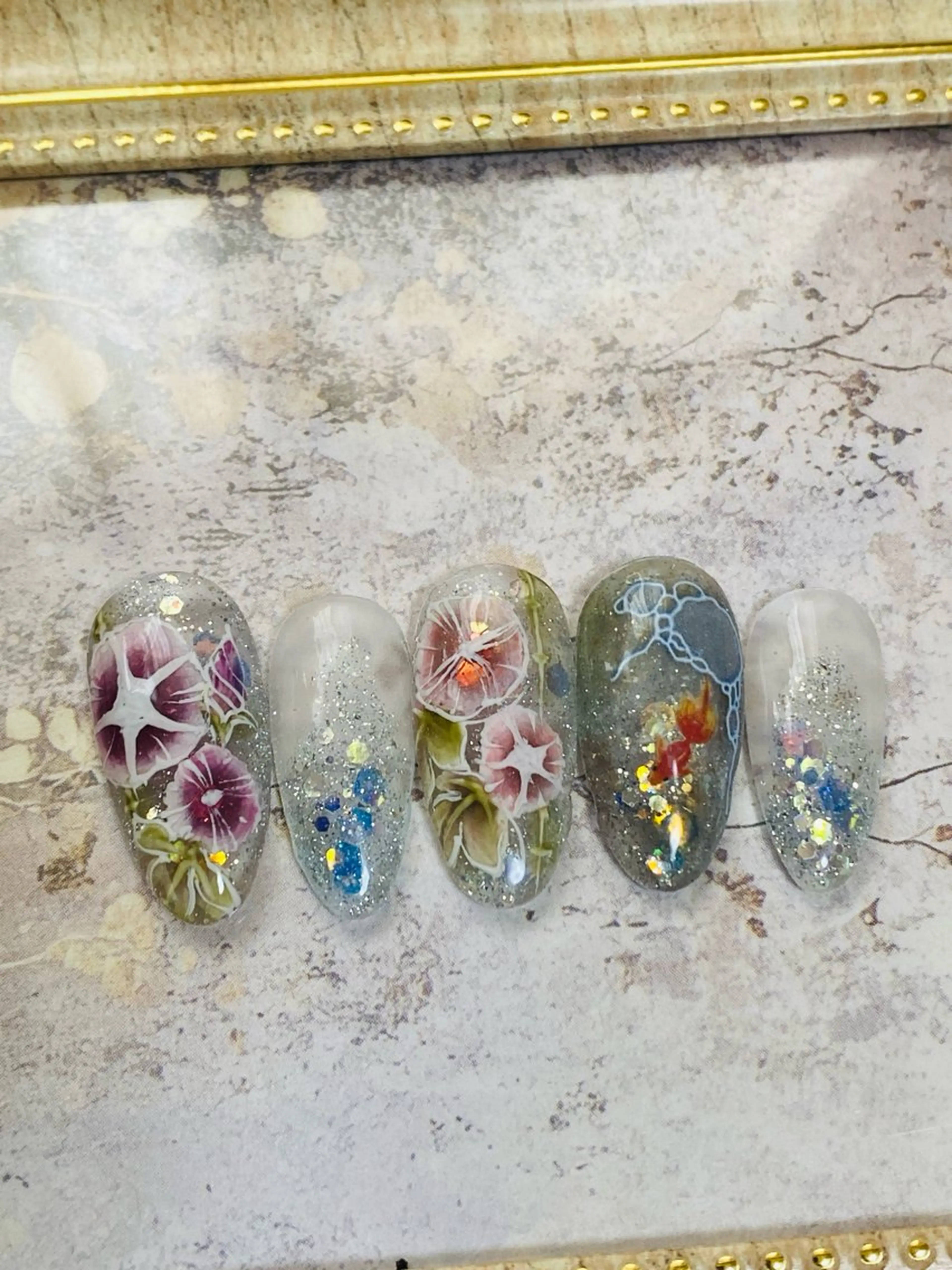 ネイル キラキラネイル 夏ネイル 自宅ネイルサロン ♦️nuance♦️のネイルデザイン