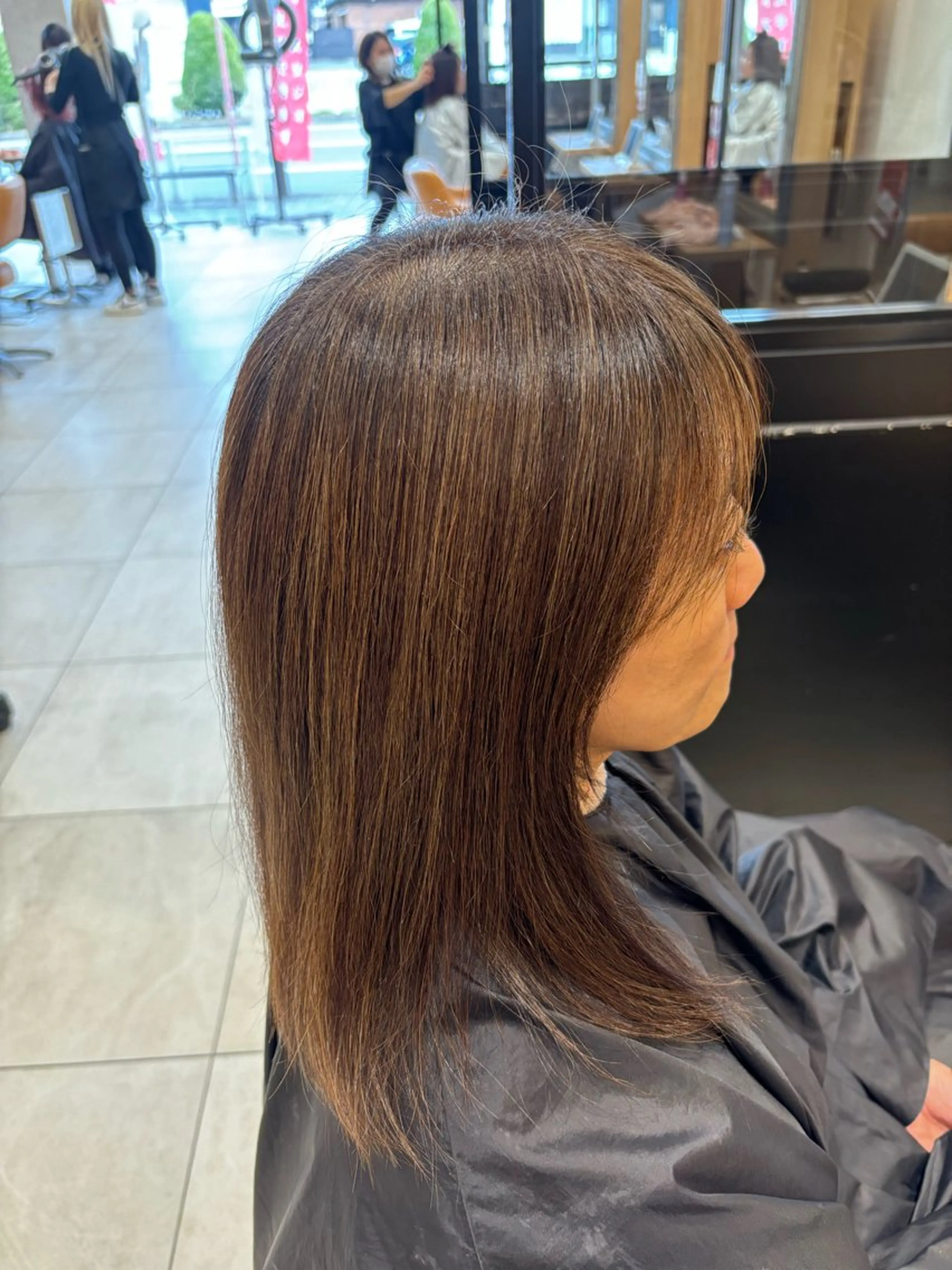 ミディアム カラー ハイライトカラー ハイライト ラブーケ中川中島店 クラタチカコのヘアスタイル