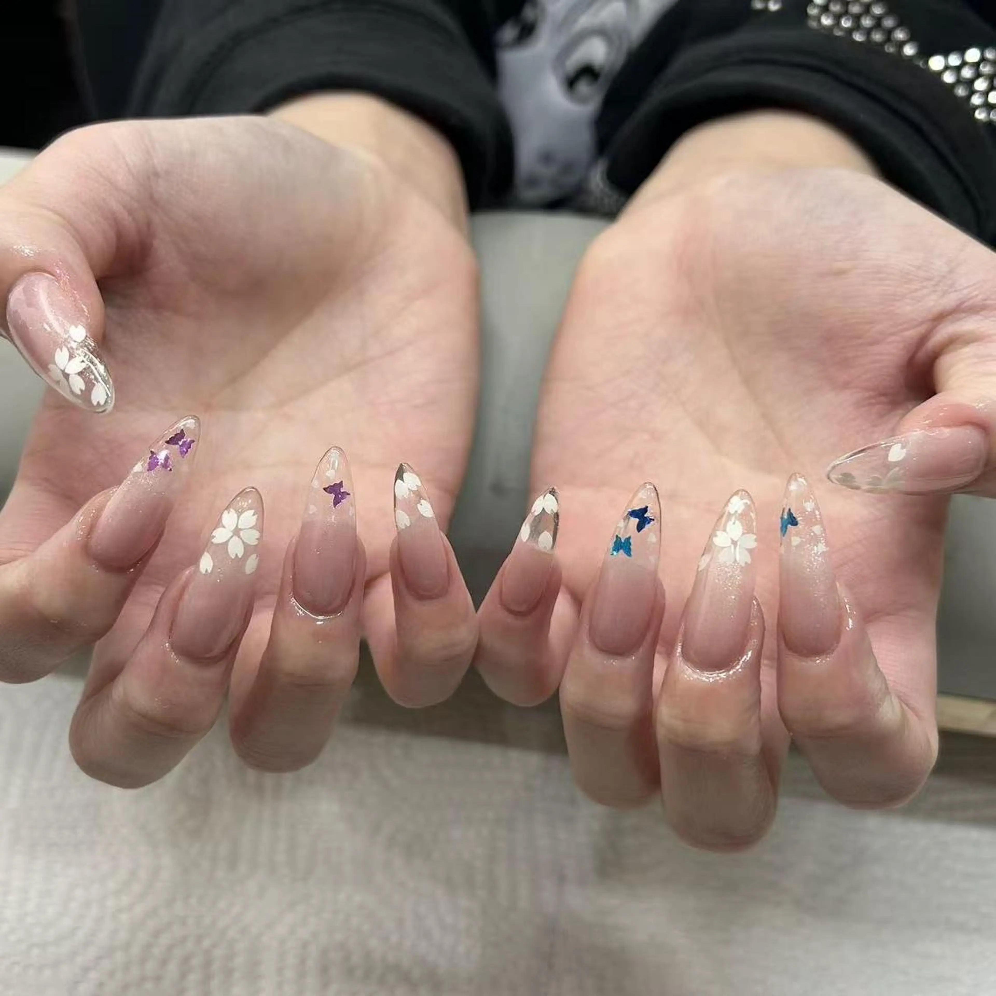 ネイル ハンドネイル ハンドケア The Nail💗 Ayaseのネイルデザイン