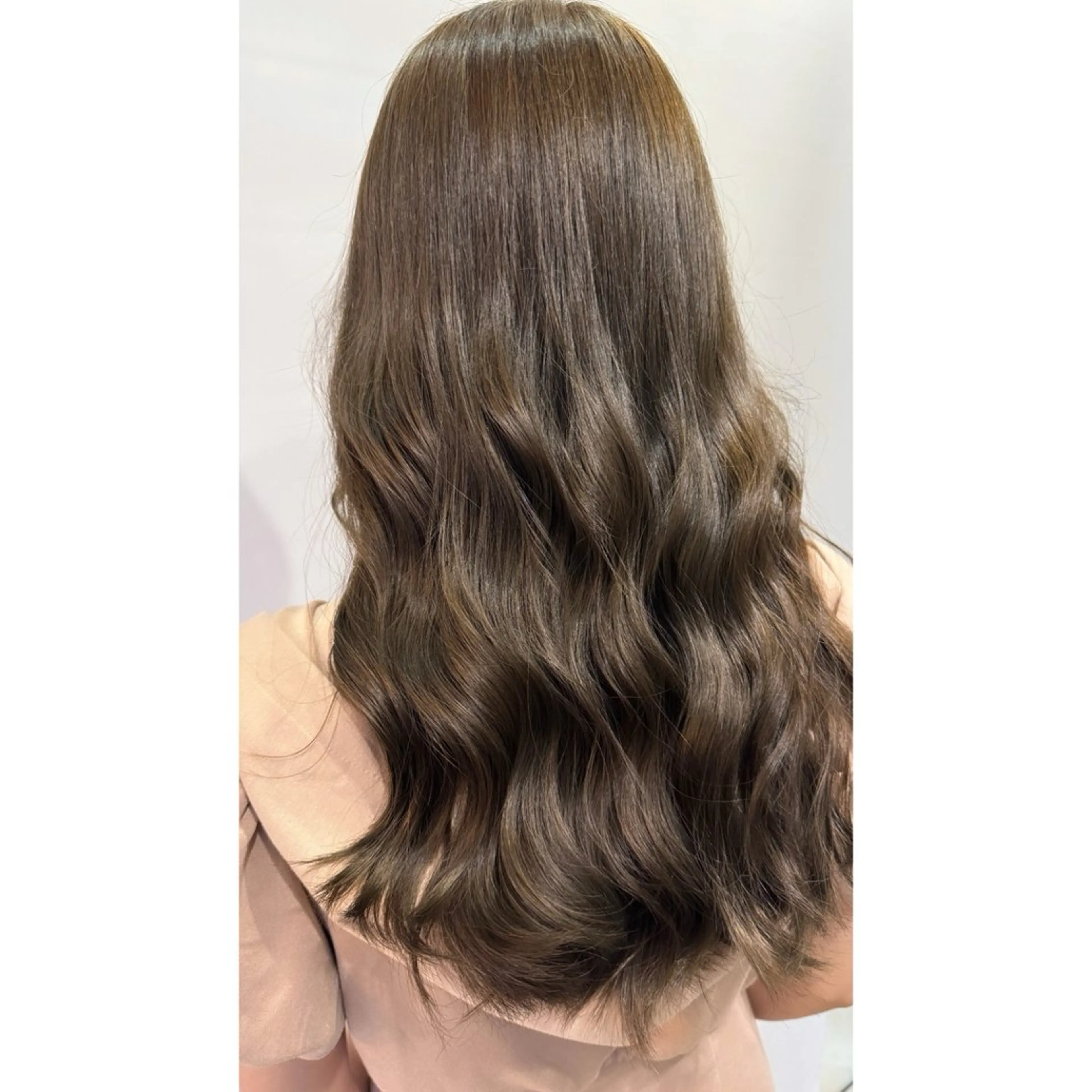 ロング カラー ブリーチ ブリーチなしカラー カット ヘアカラー トリートメント beaute錦糸町 🦖⋆͛yuka💚のヘアスタイル