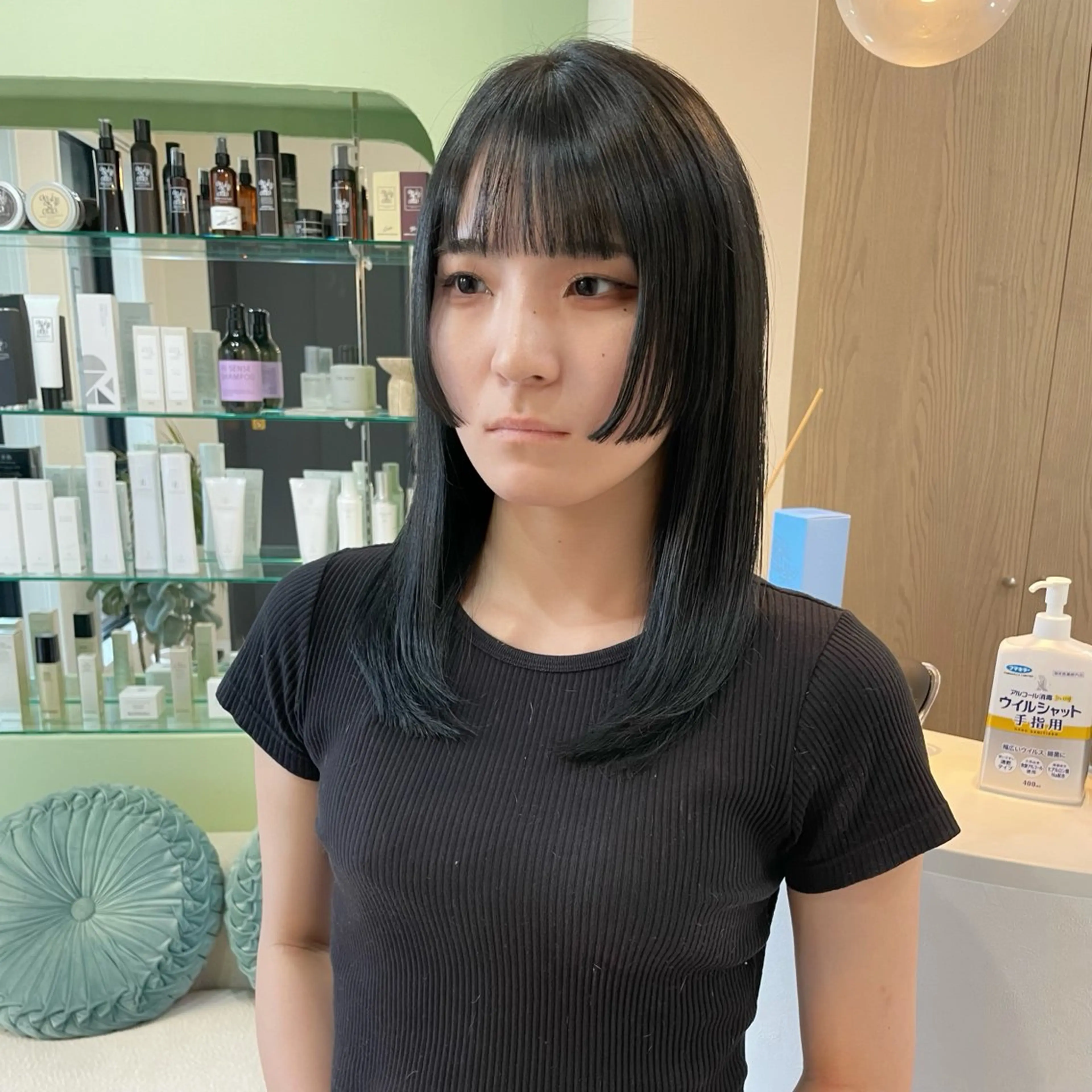 ロング カラー 黒髪 ブルーカラー ブルーブラック 姫カット 🫧透明感カラー🫧 古川穂果のヘアスタイル