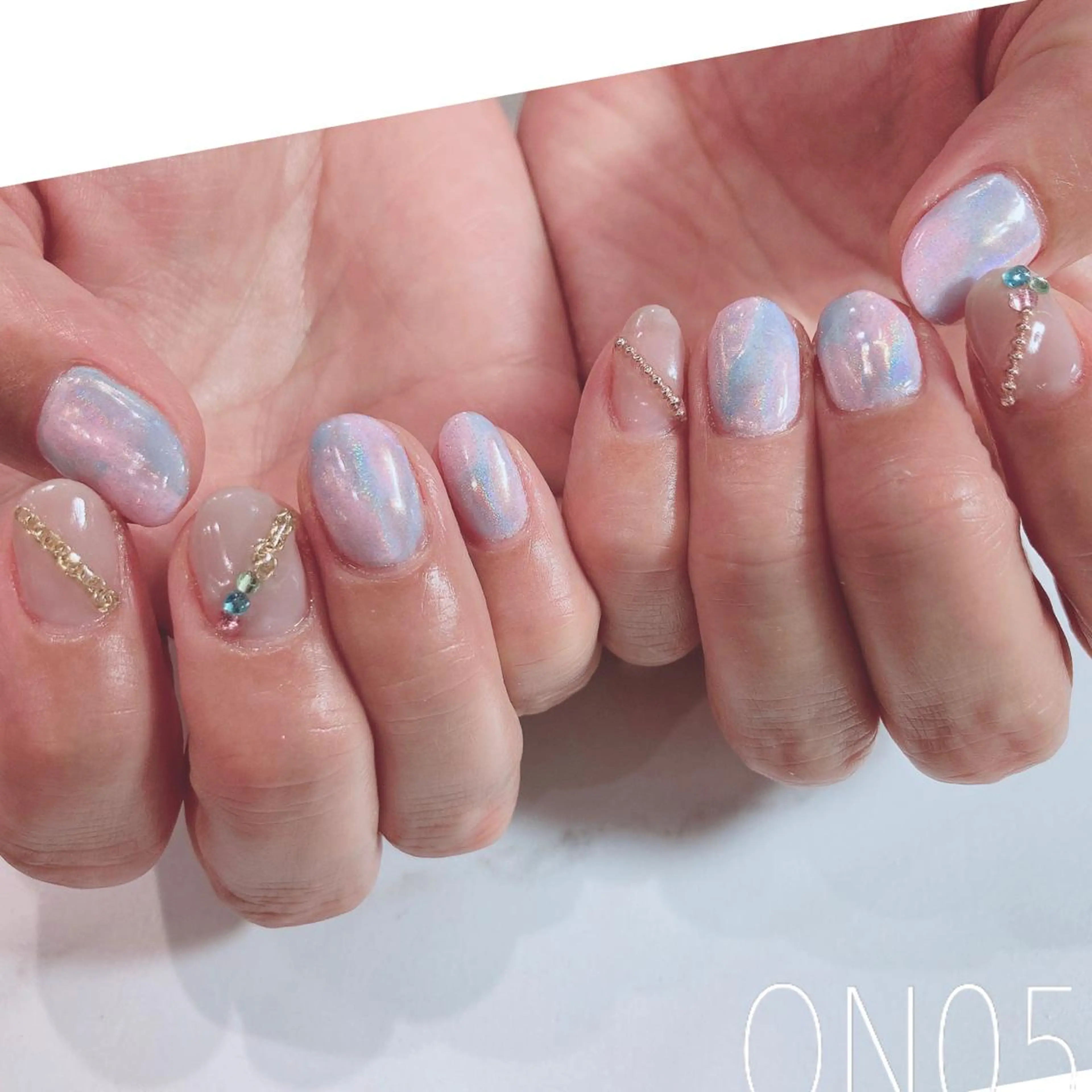 ネイル 園 寛子 （ネイリスト）のネイルデザイン