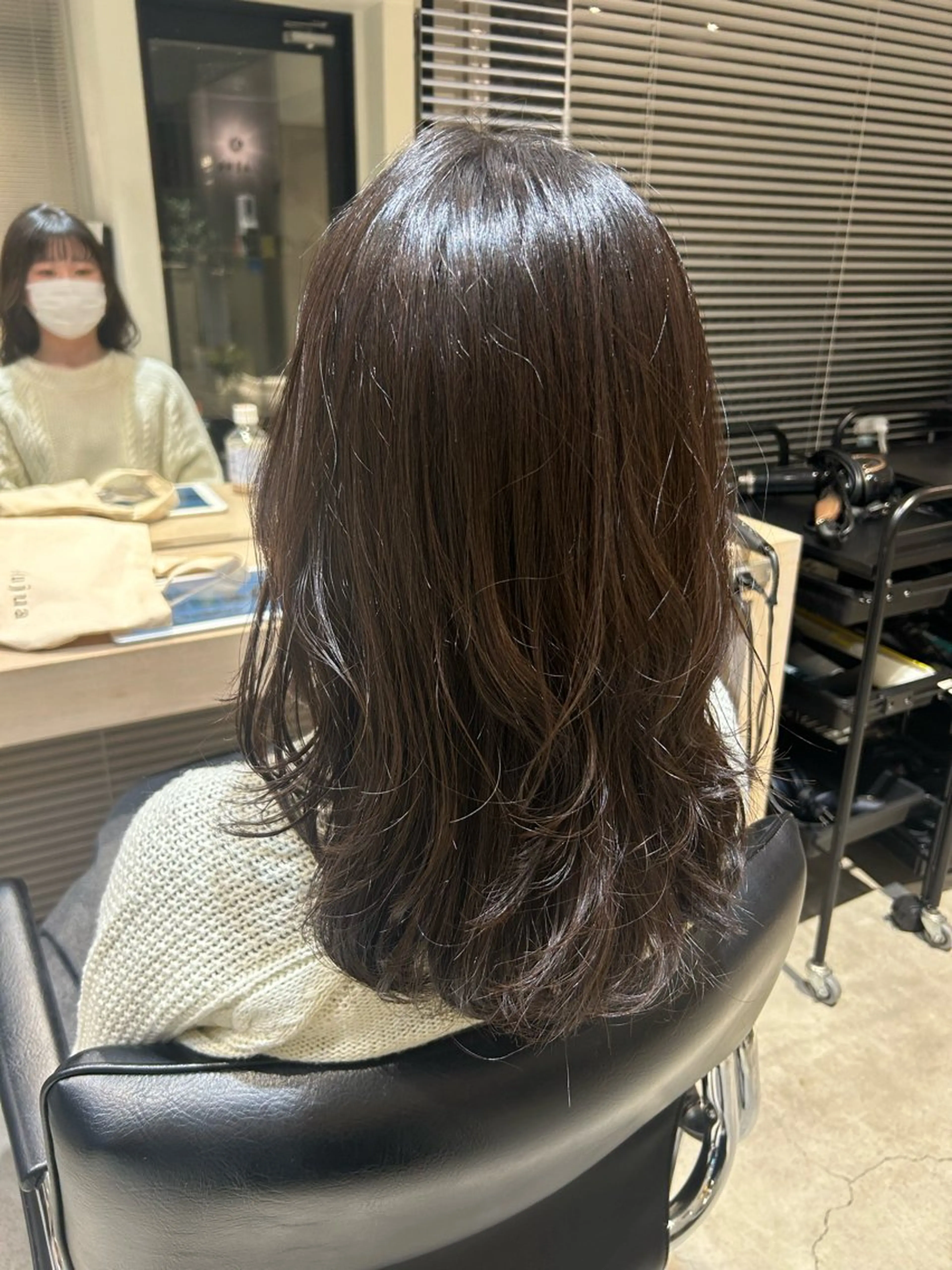 ミディアム カット 暖色カラー 奥村陽花のヘアスタイル