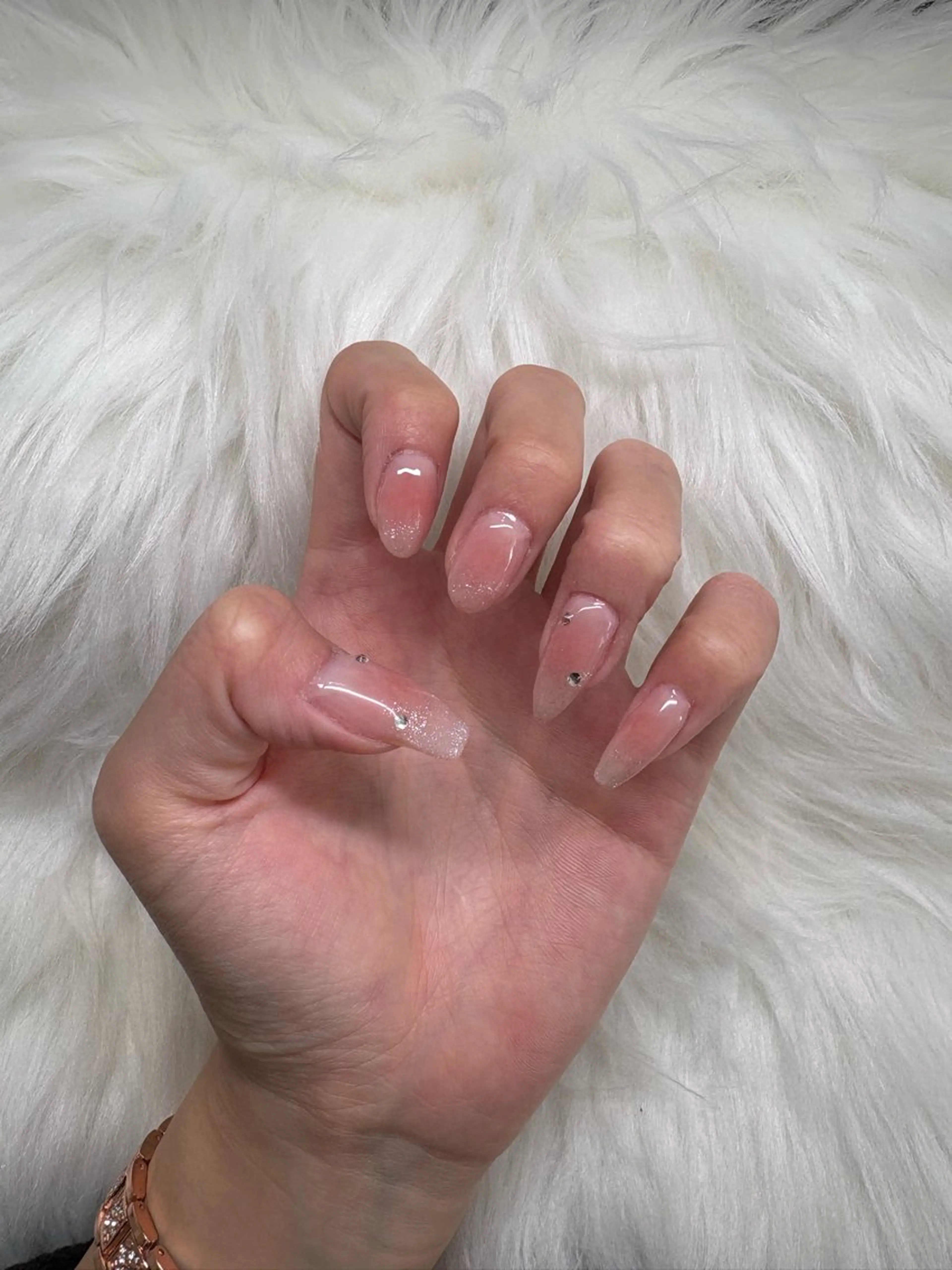 ネイル チークネイル 加藤 彩香のネイルデザイン