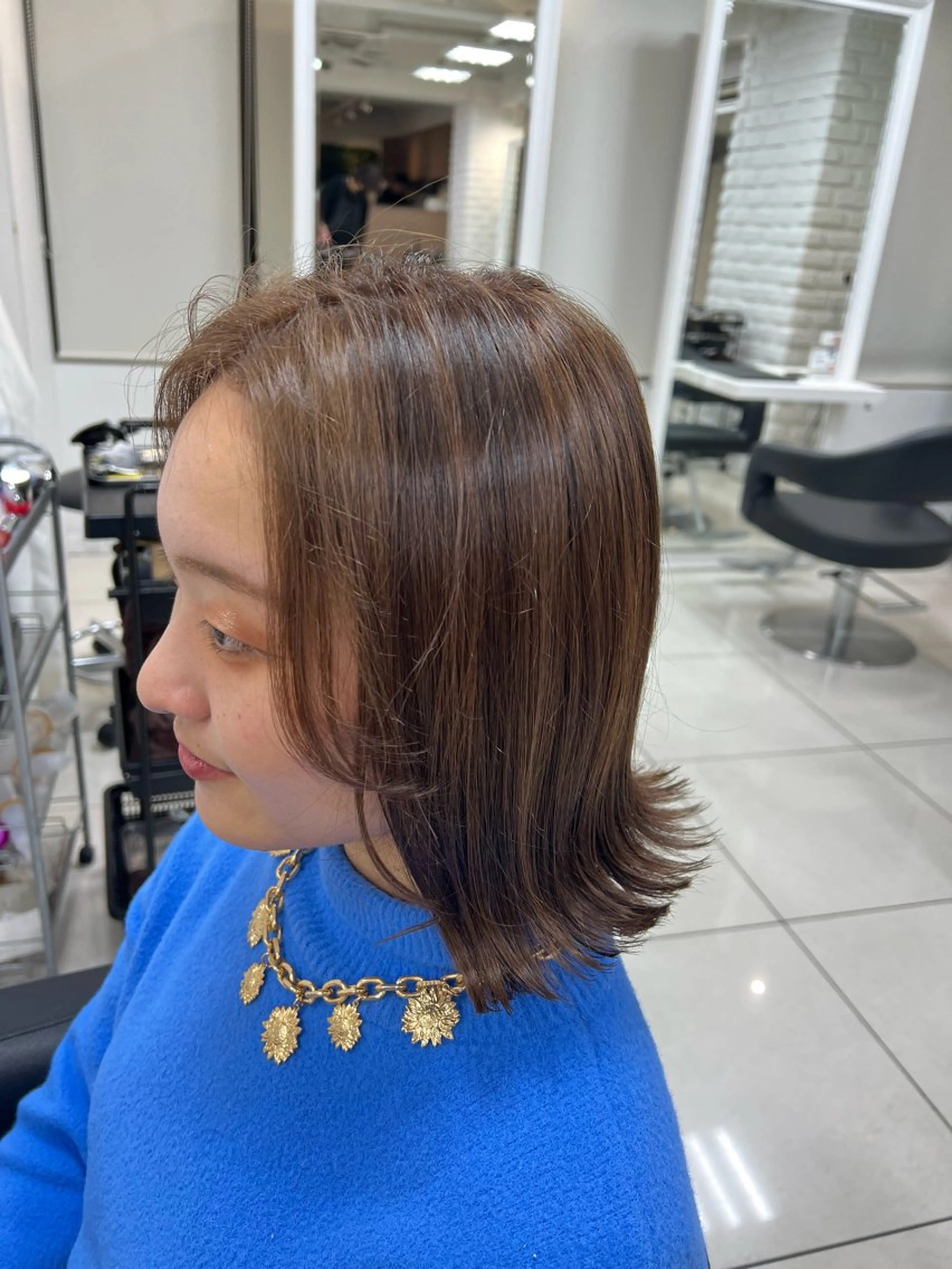 ミディアム カラー ベージュカラー ブラウンカラー ハイライトカラー ハイライト カット ヘアカラー トリートメント 【暖色カラー特化】 中山由梨のヘアスタイル