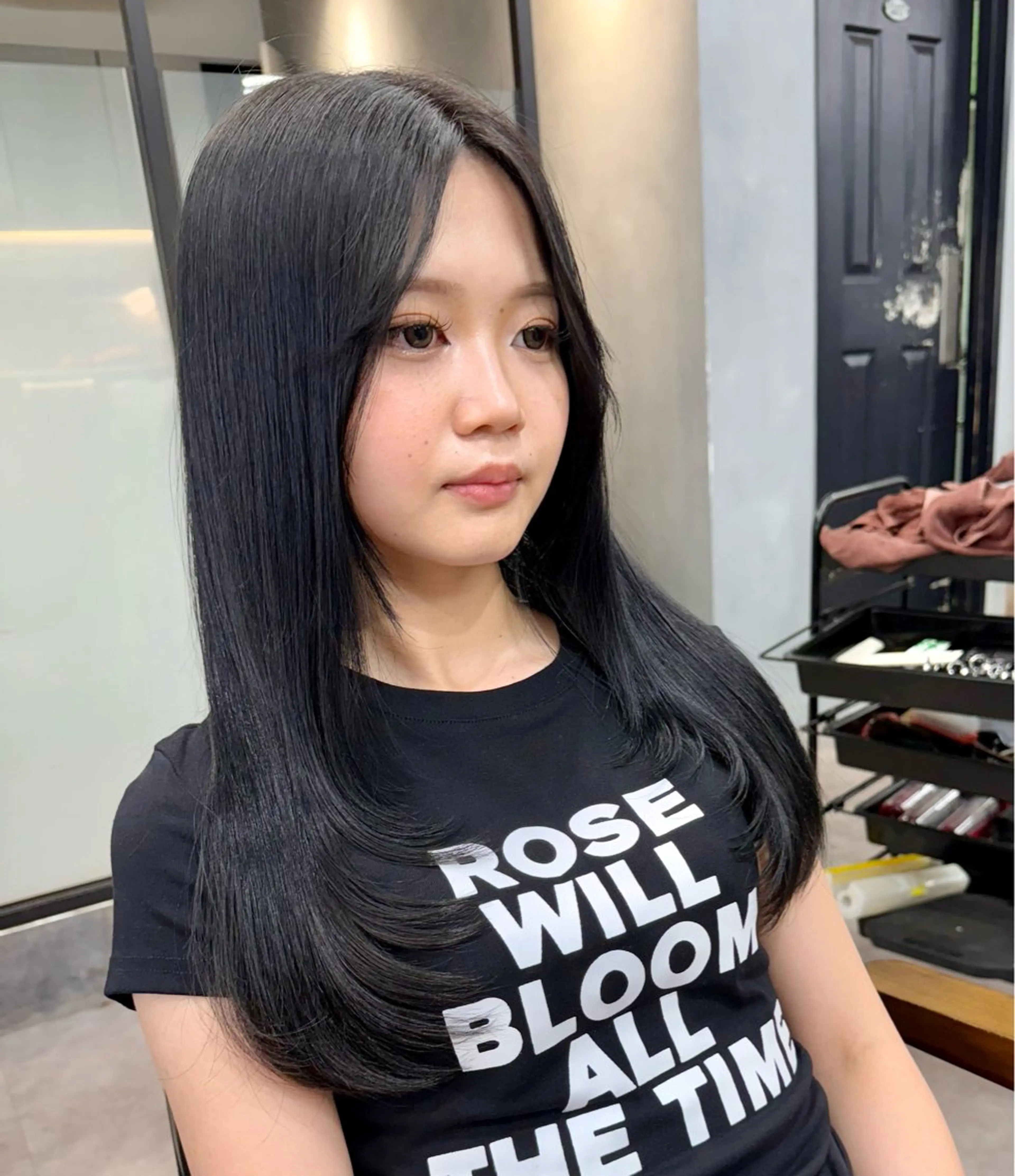 セミロング カラー カット ヘアカラー トリートメント 色気レイヤー& ショートはお任せ🌟のヘアスタイル