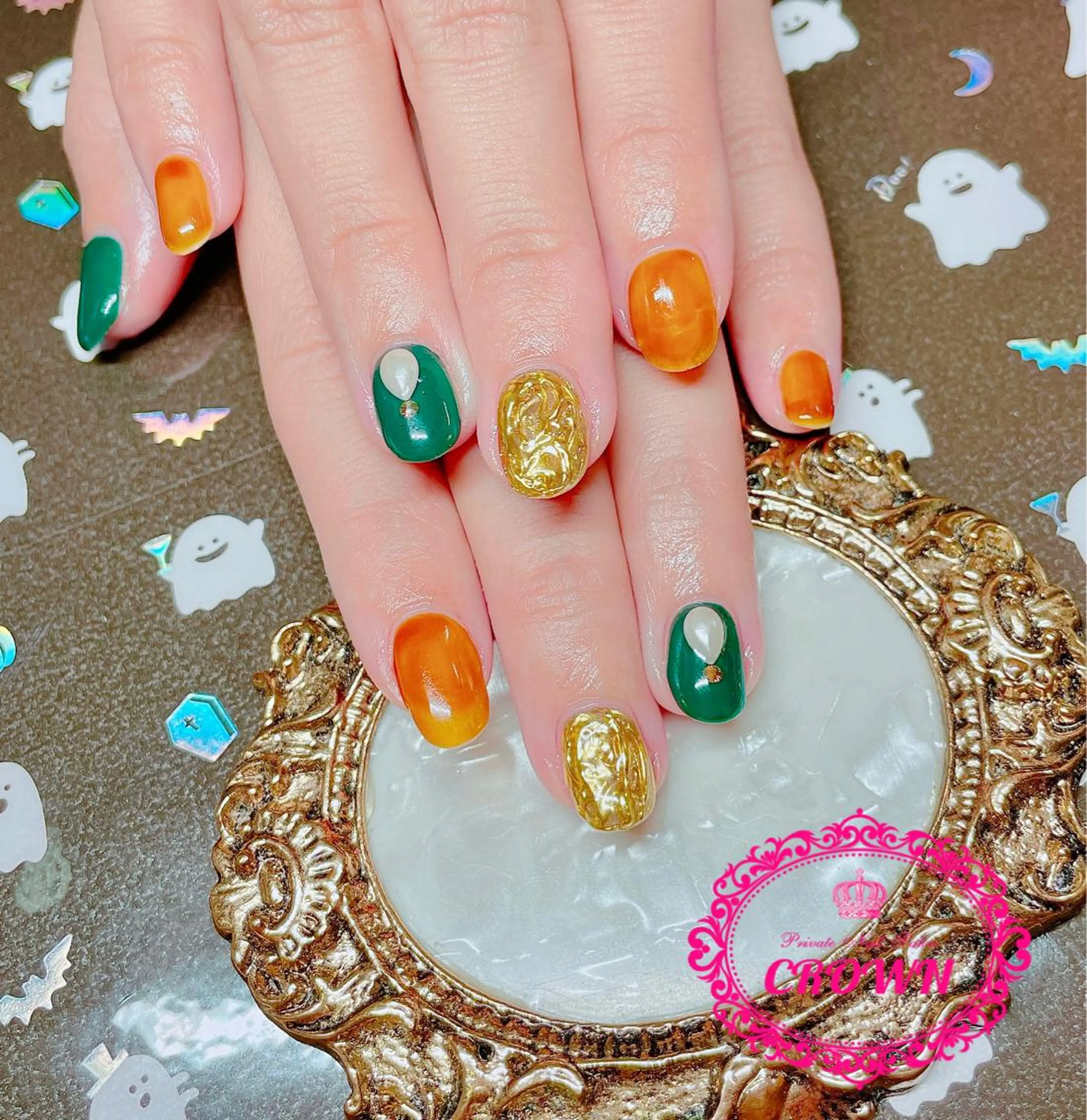 ネイル CROWN プライベートサロンのネイルデザイン