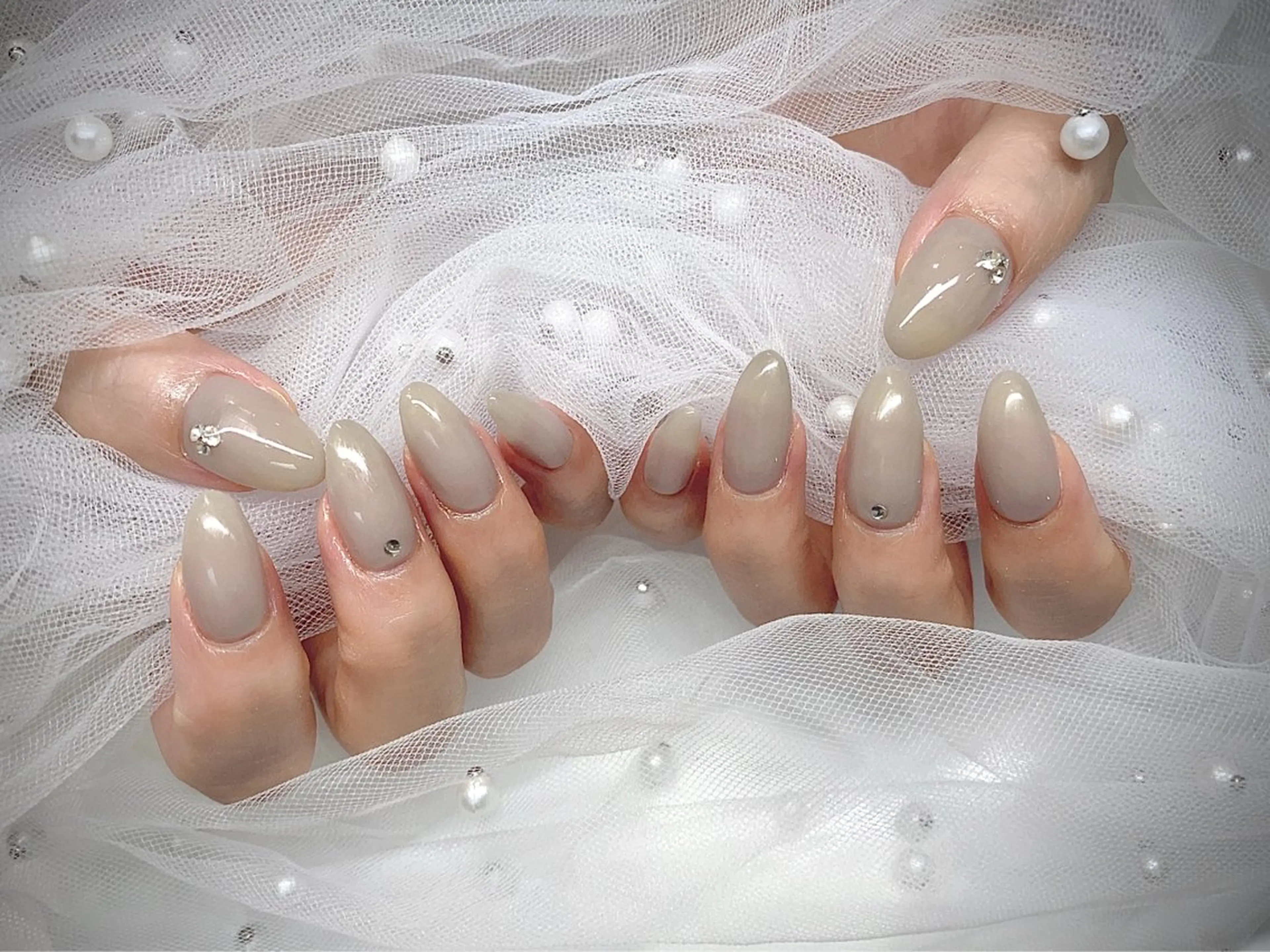 ネイル I-nailロング /ワンホン/キラキラのネイルデザイン