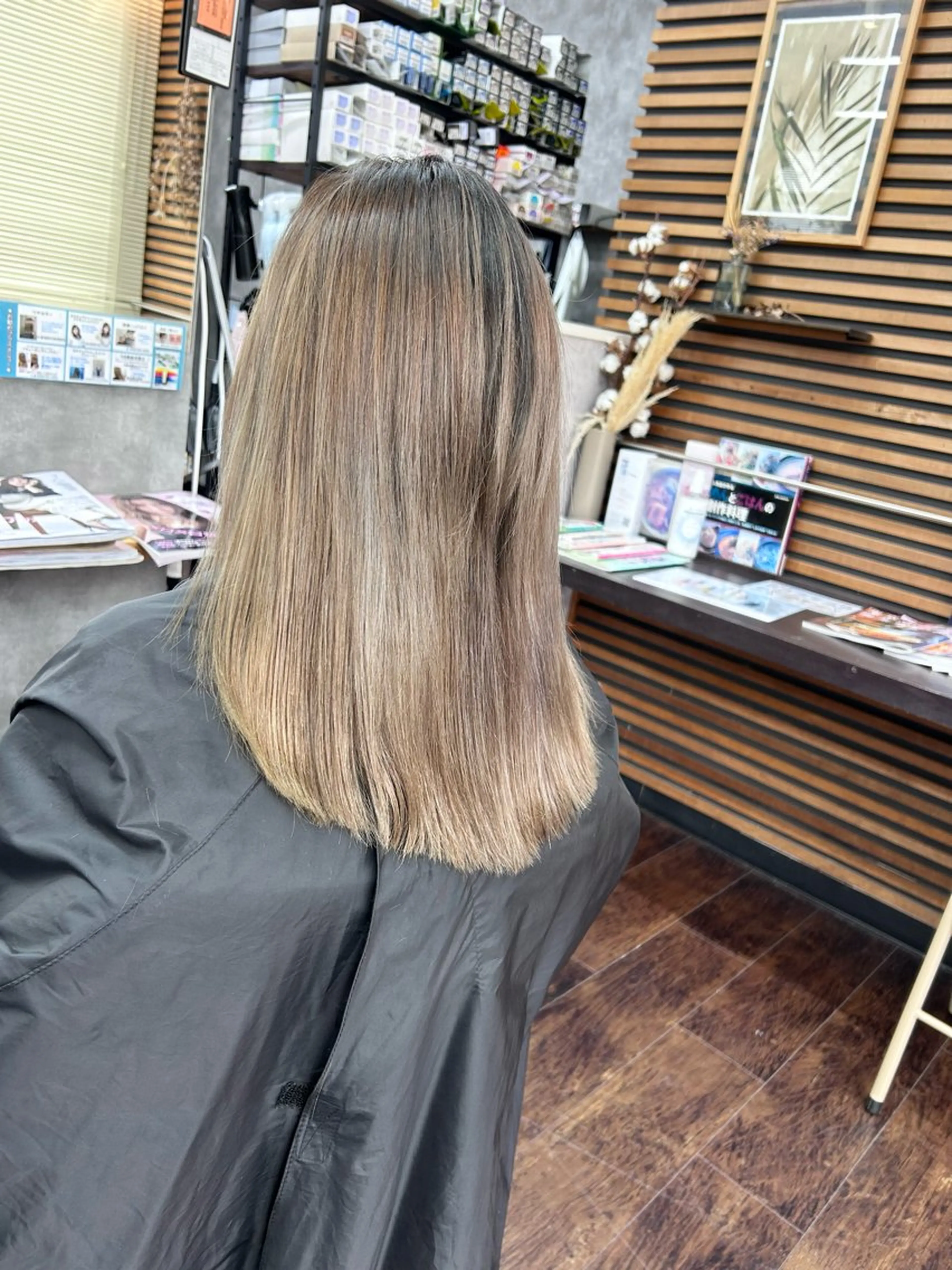 セミロング カット ヘアカラー AN'TIA小作代表 ⭐︎kazuma⭐︎のヘアスタイル