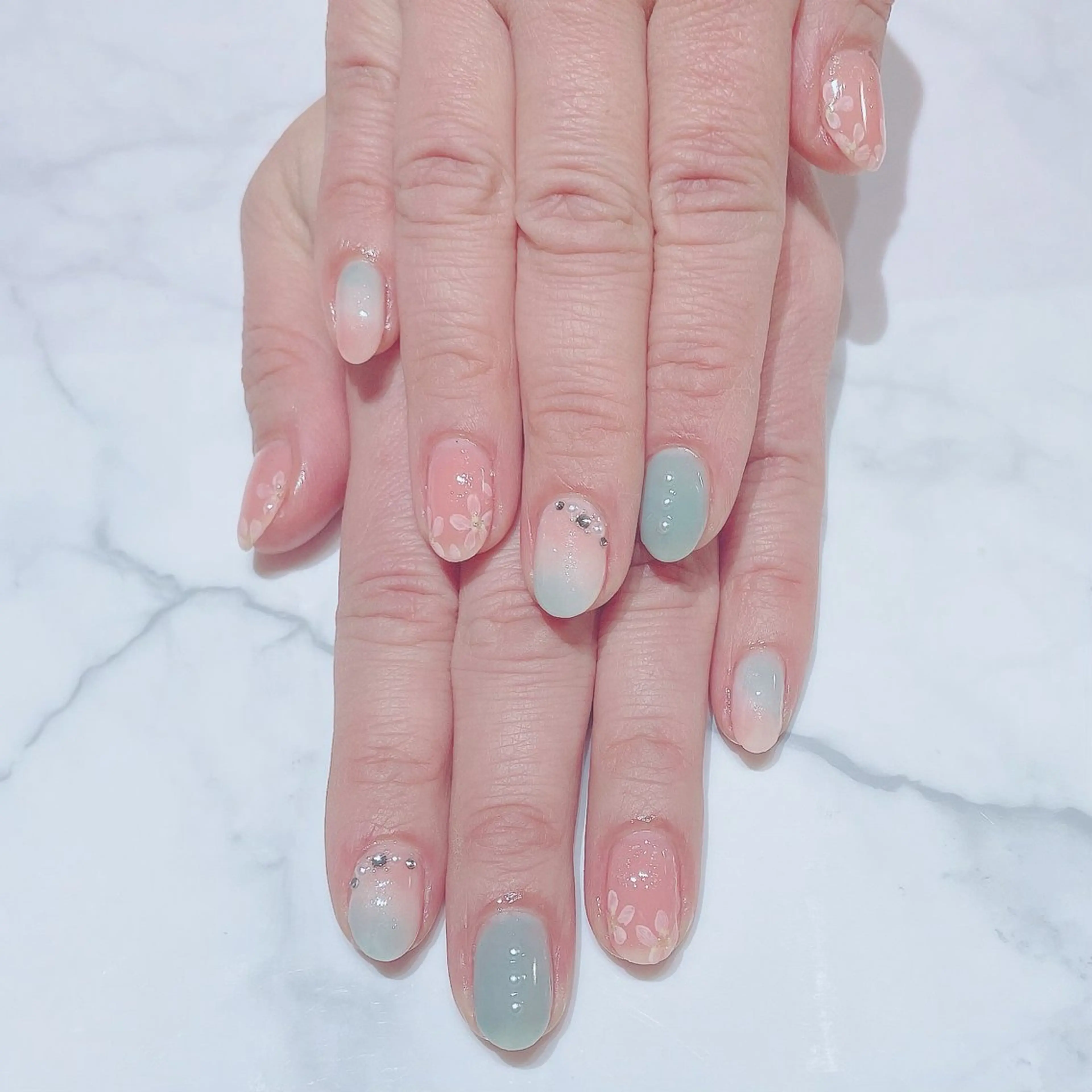 ネイル 持ち込み ネイルサロン Belleのネイルデザイン