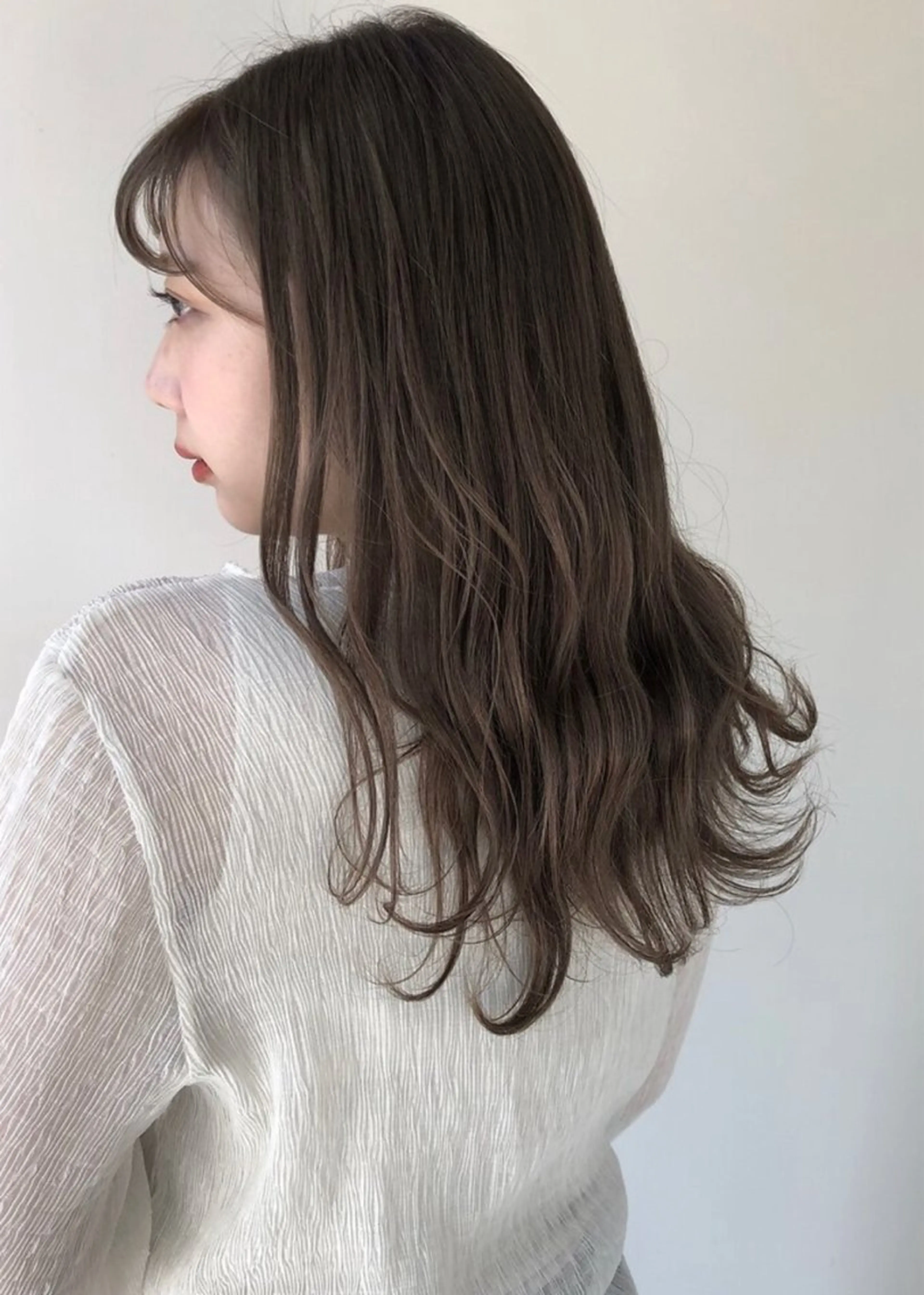セミロング ウラノ ソウシのヘアスタイル