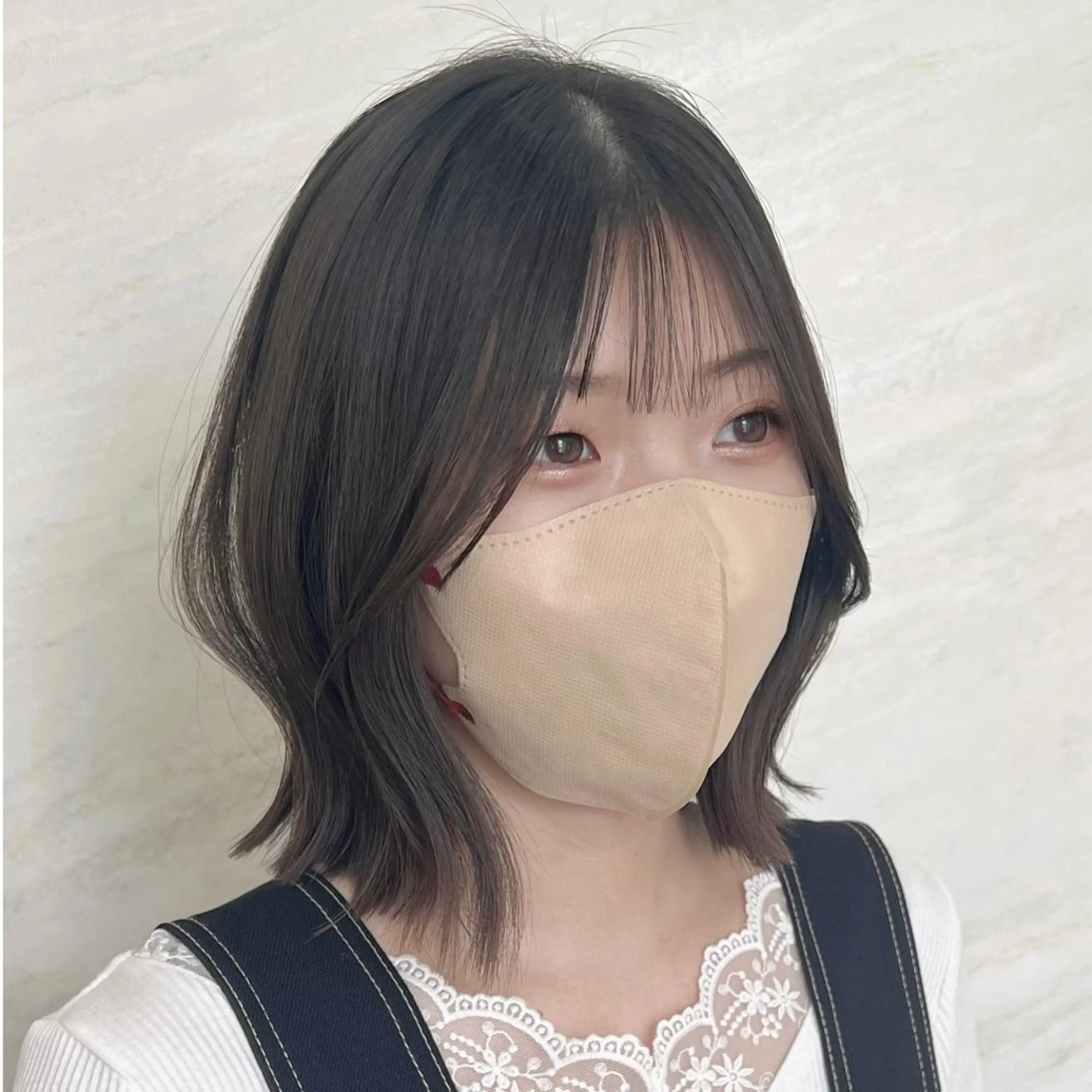 ミディアム 顔周りカット/透明感 カラー🤍大塚蛍のヘアスタイル