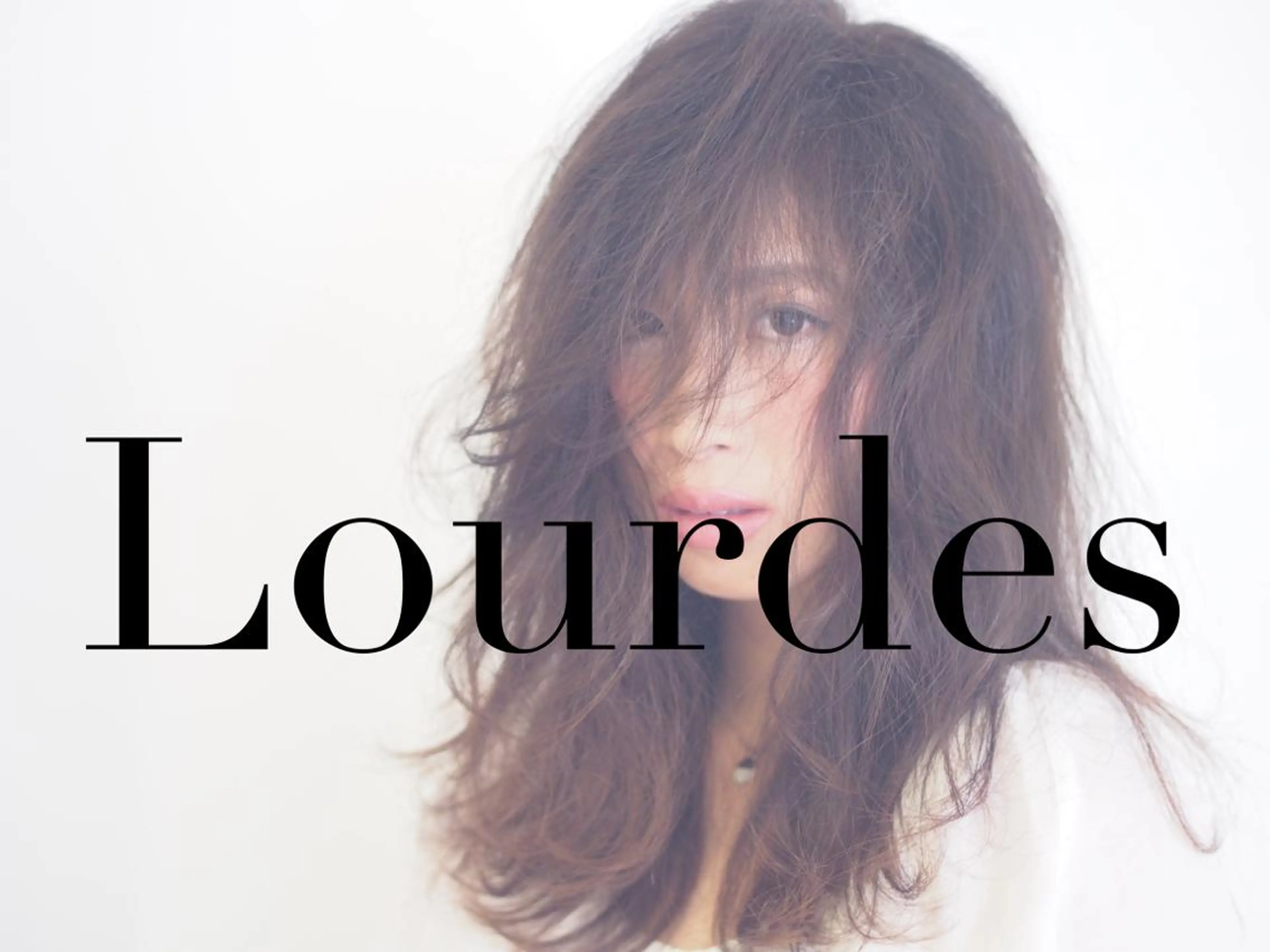 ロング シースルーバング オーナースタイリスト 佐藤のヘアスタイル