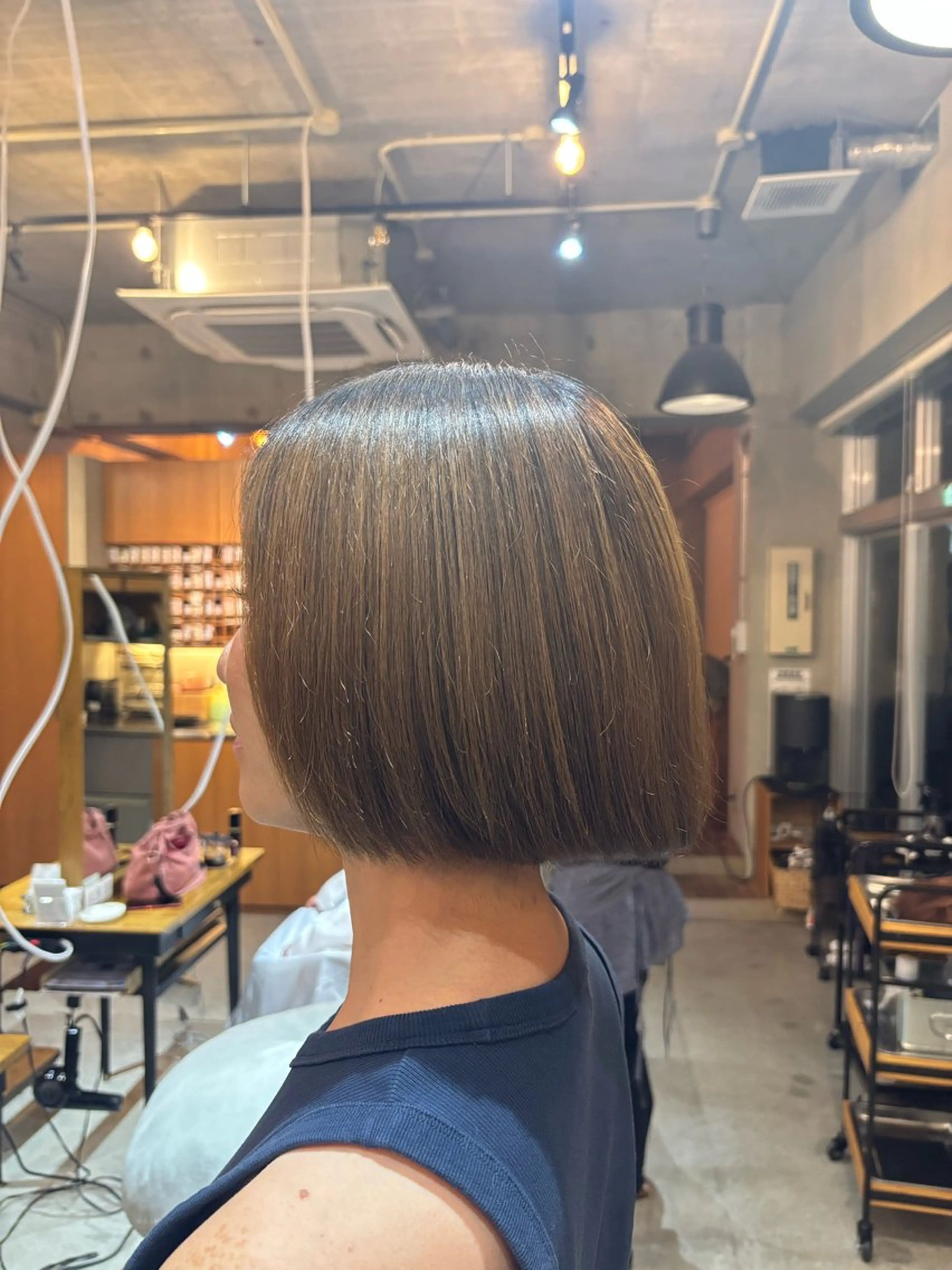 ショート カラー Hair ruup 平良那生のヘアスタイル