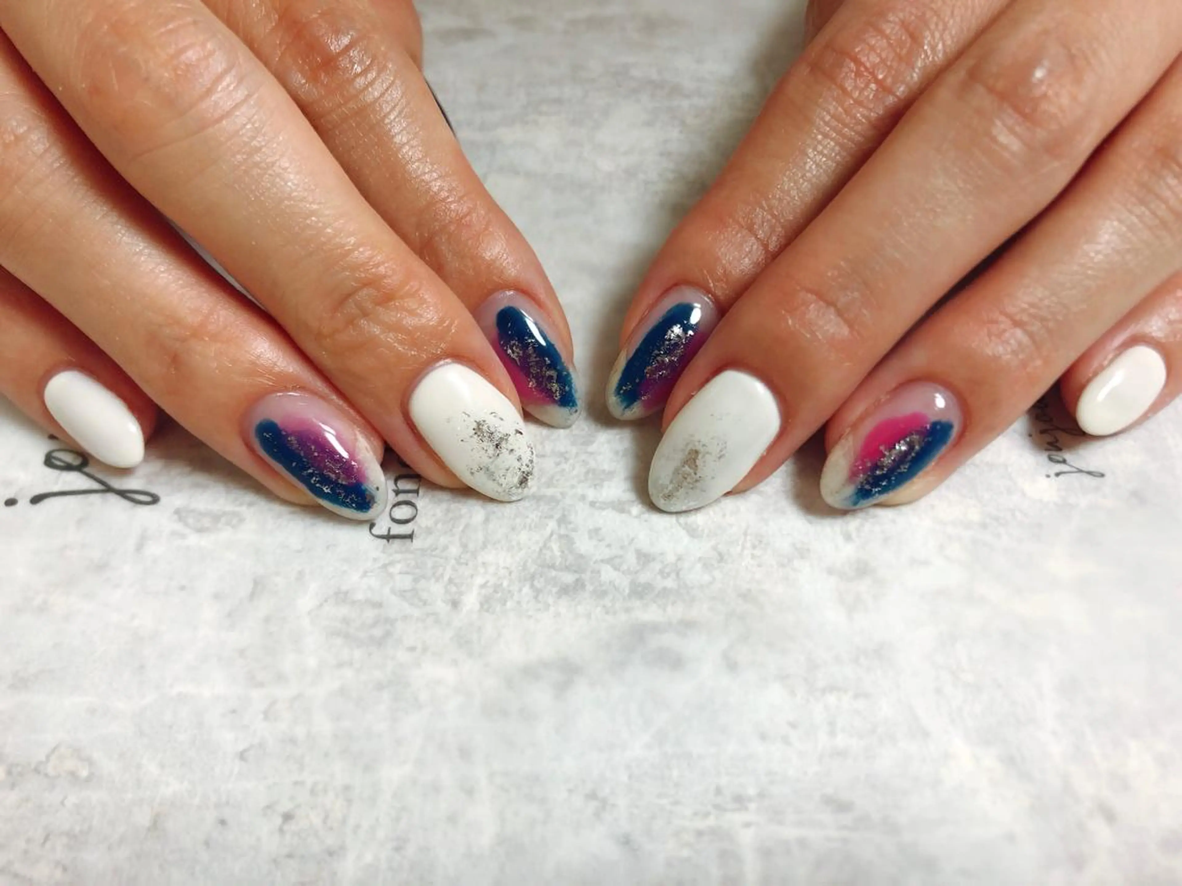 ネイル mogunail &blowのネイルデザイン