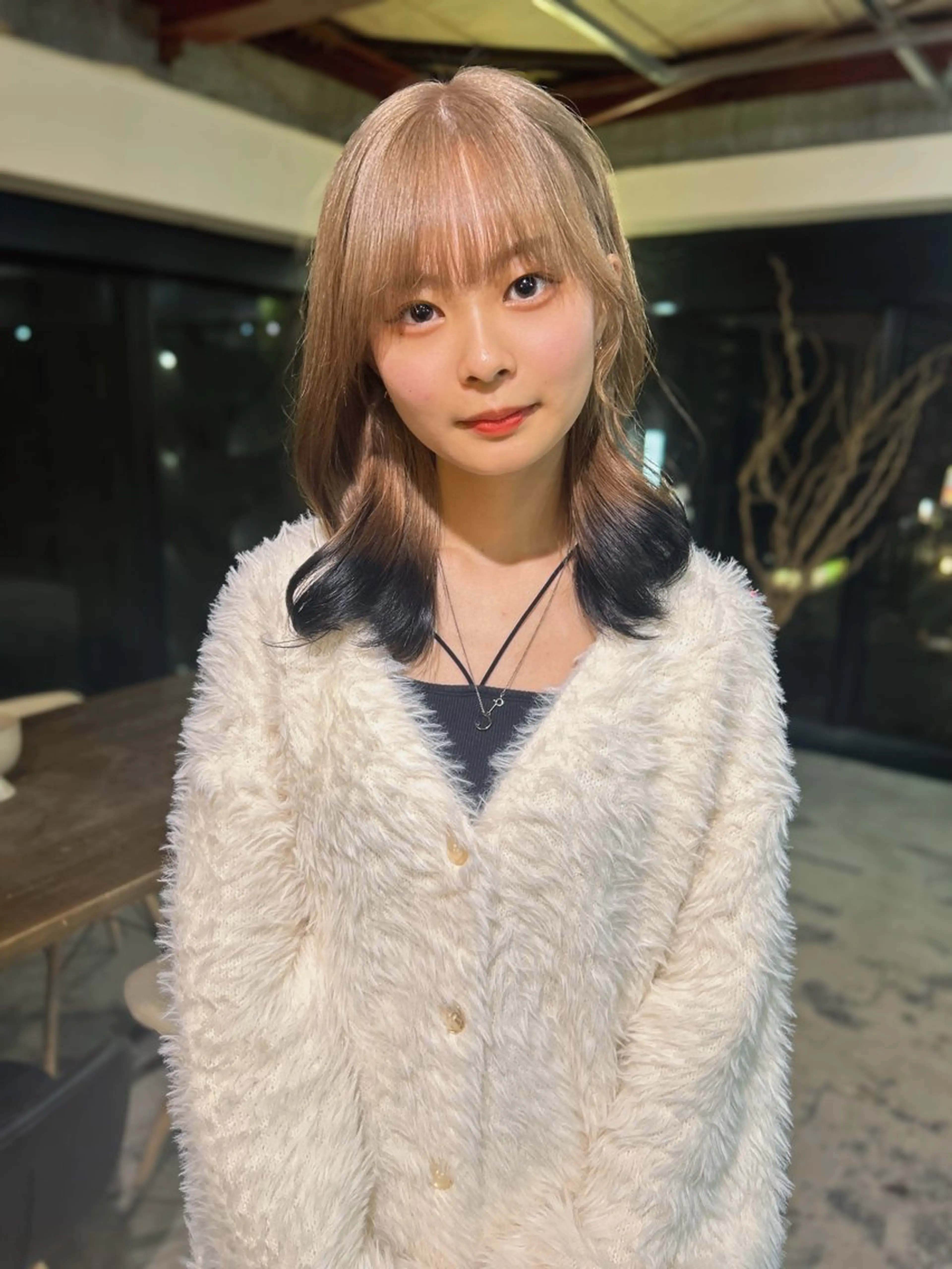 ミディアム カラー ダブルカラー/ 艶髪/SHISEIのヘアスタイル