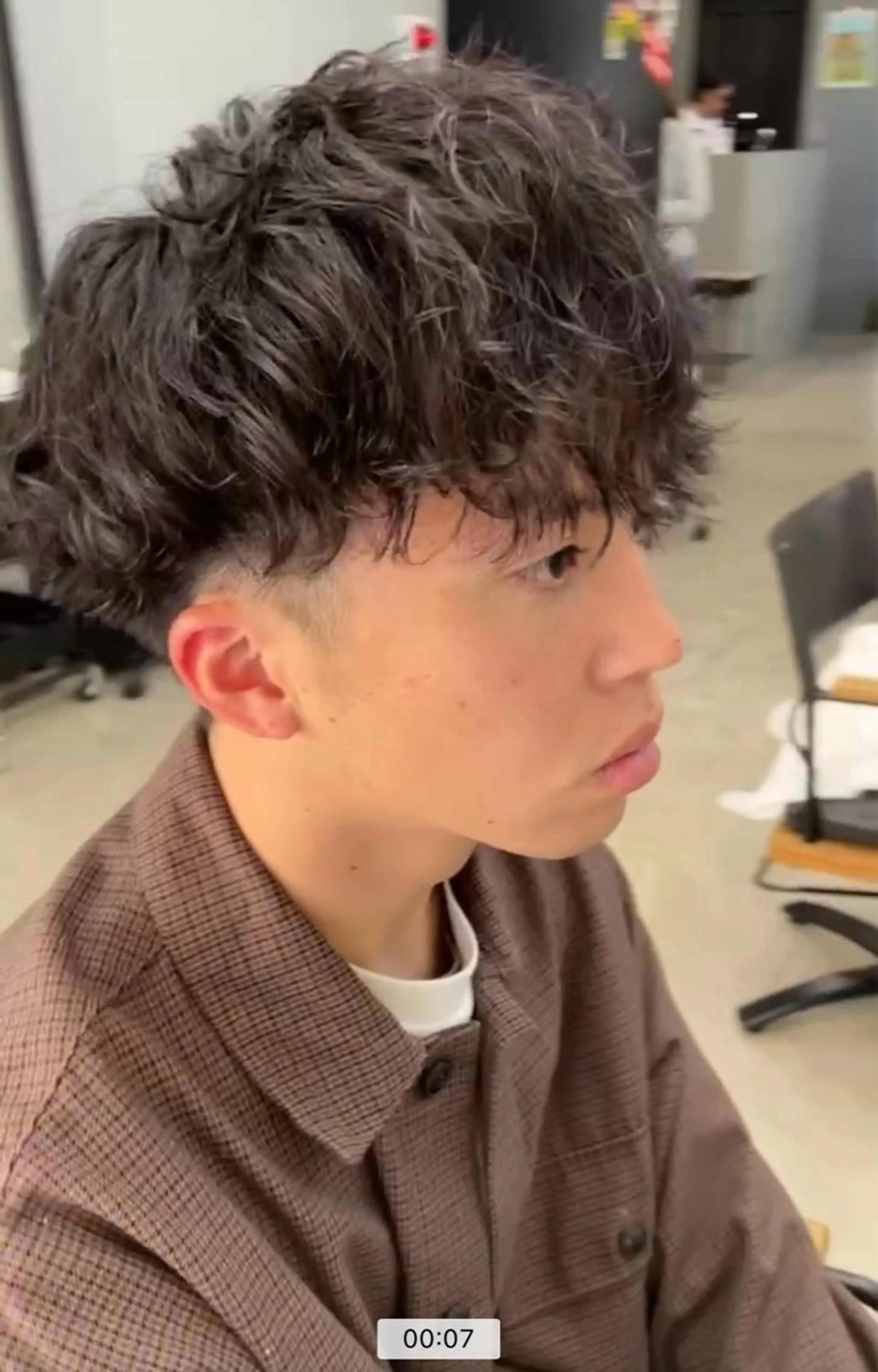 ミディアム パーマ メンズ メンズ専門サロン wokeのヘアスタイル