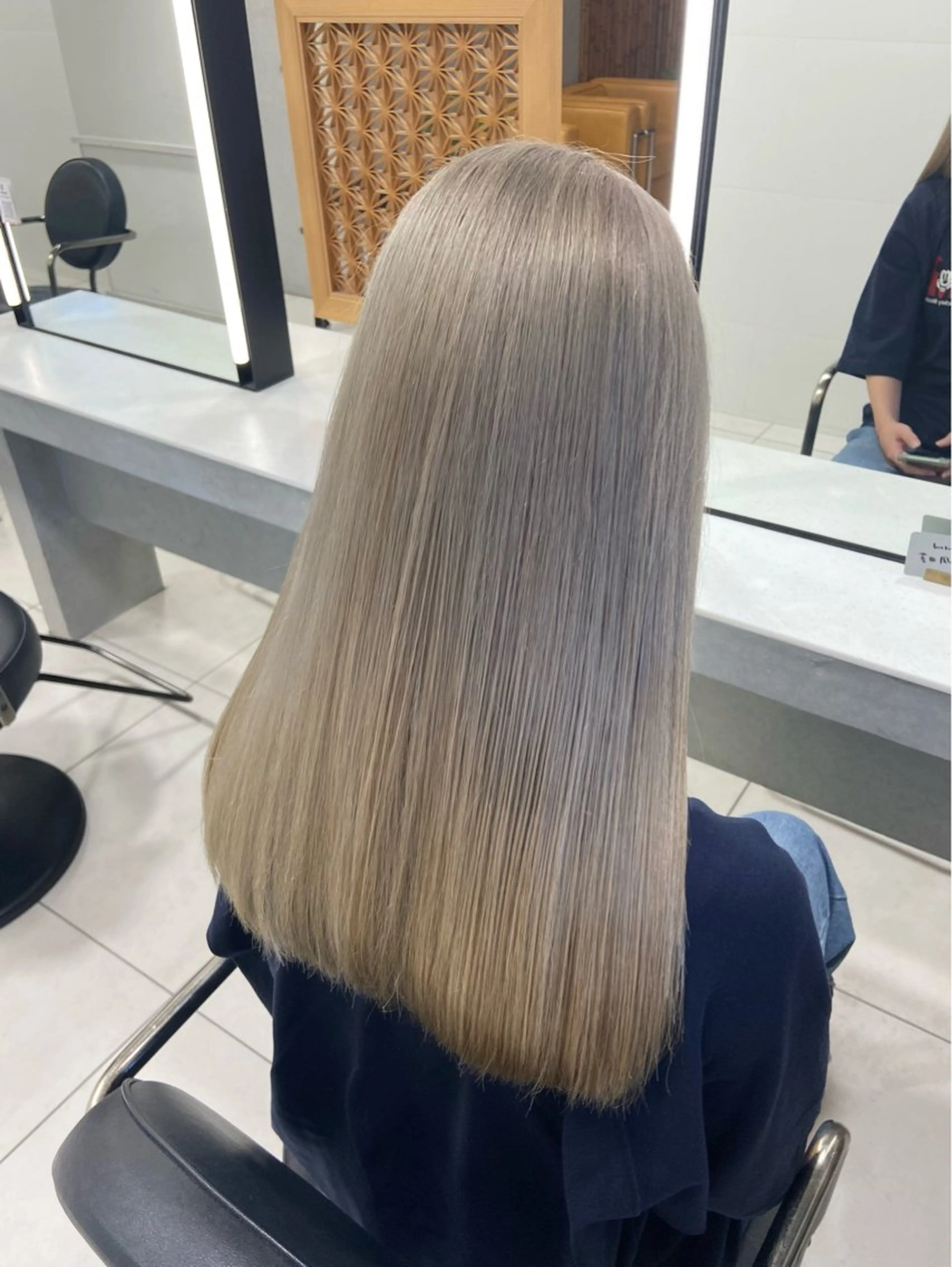 ロング カラー 🫧🎀SARA/ ブリーチ/金山💓のヘアスタイル