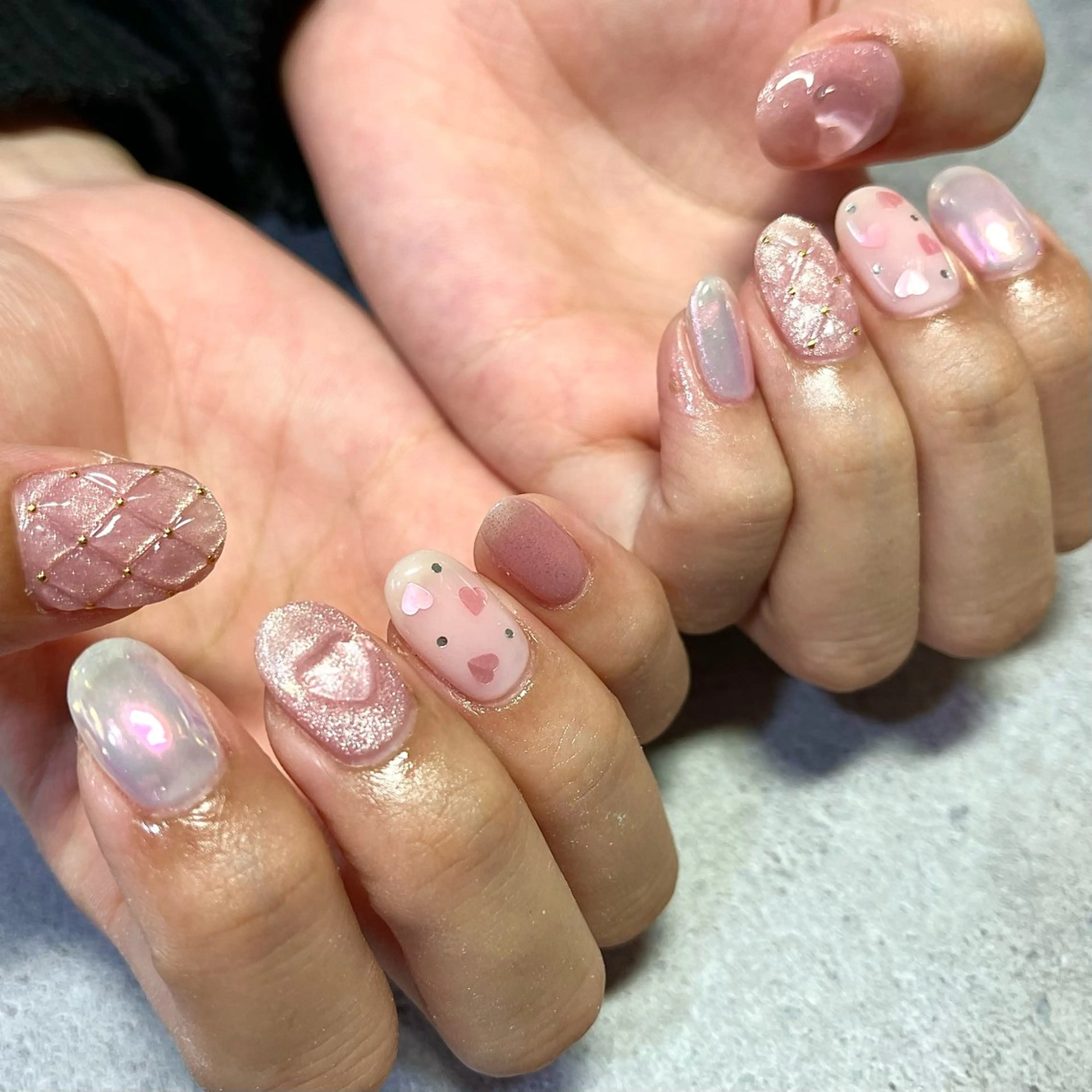 ネイル 野々山 亜美のネイルデザイン