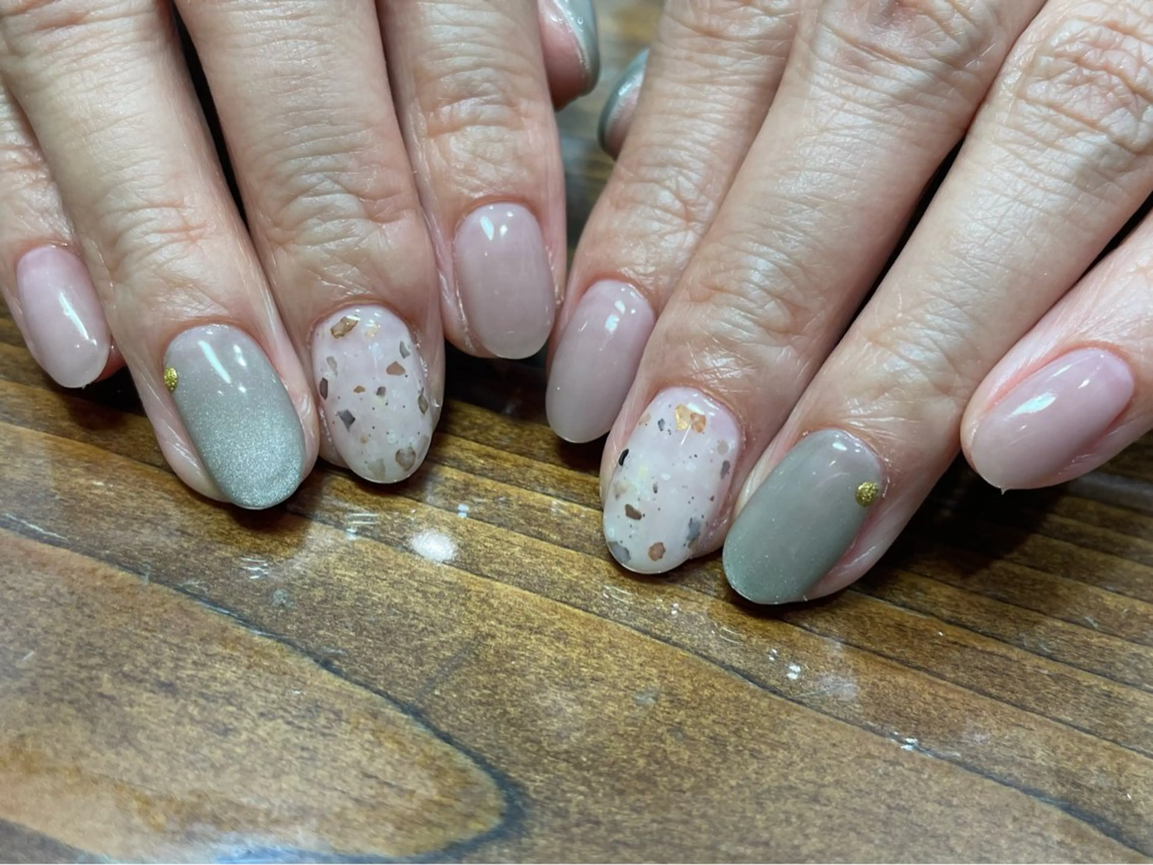 ネイル ハンドネイル nailsalon SWATiのネイルデザイン