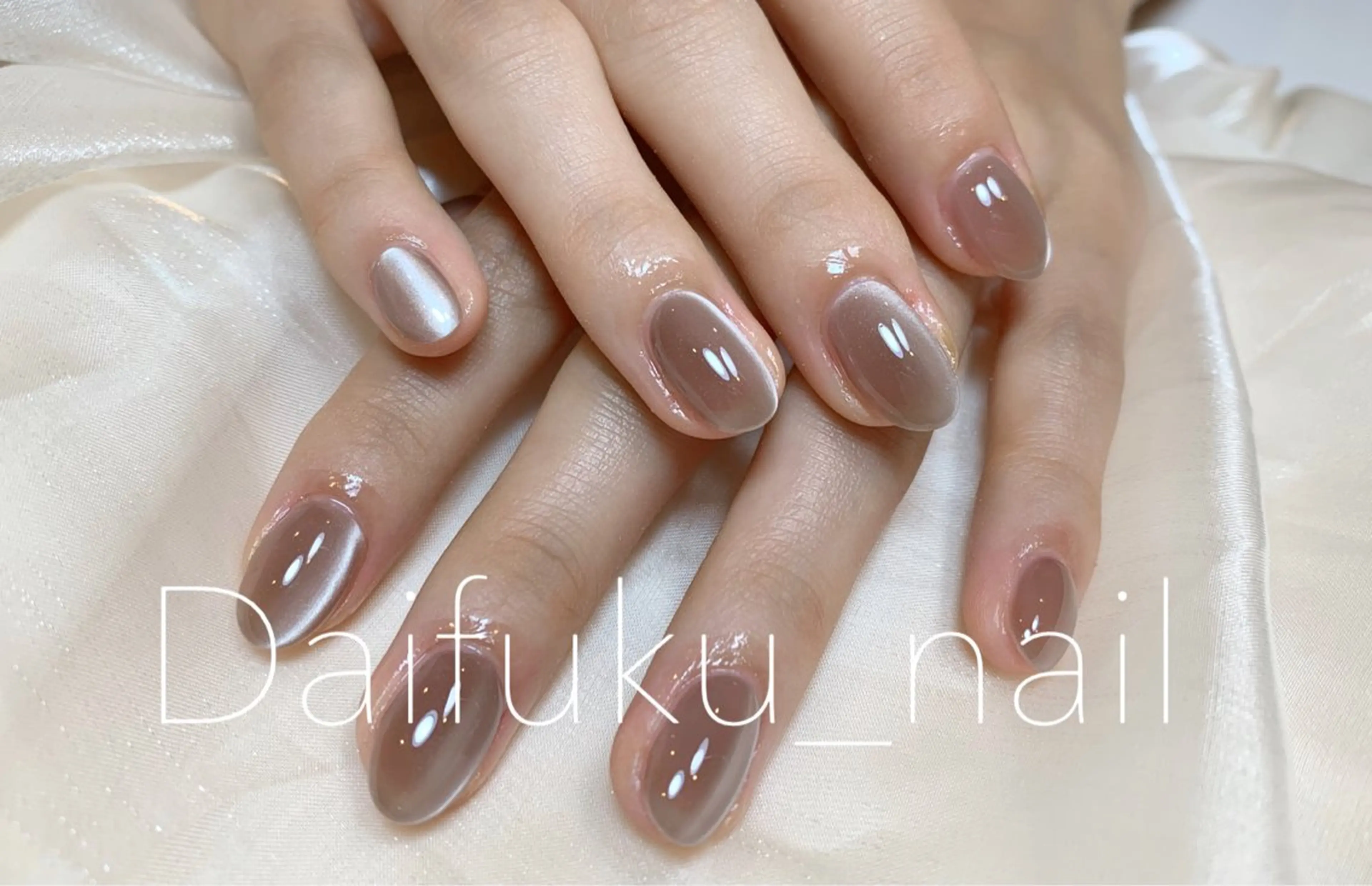 セミロング ハンドネイル Daifuku nailsのネイルデザイン