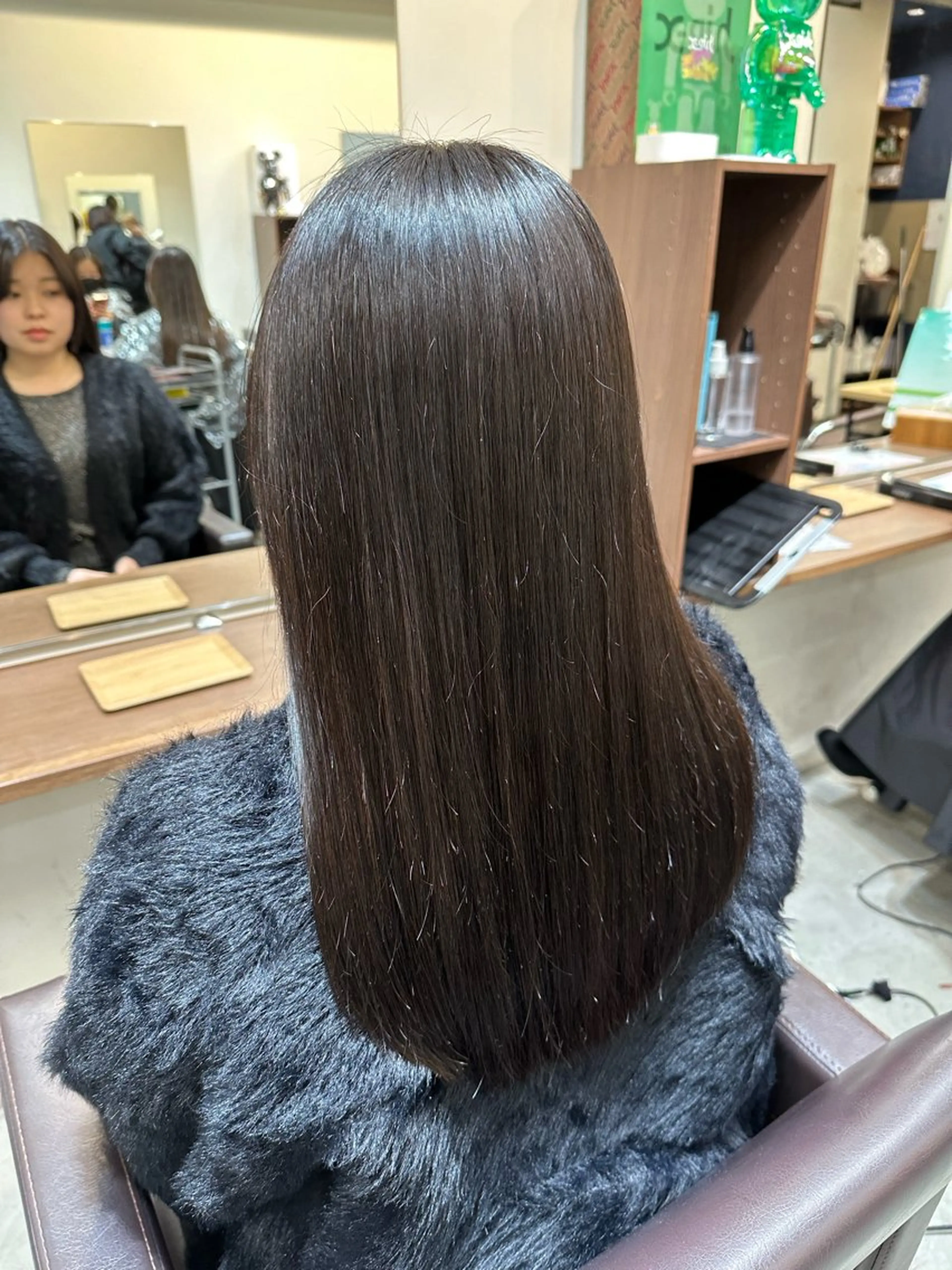 セミロング 髪質改善 縮毛矯正 縮毛矯正+モテカラー 🎀✨MIHOのヘアスタイル