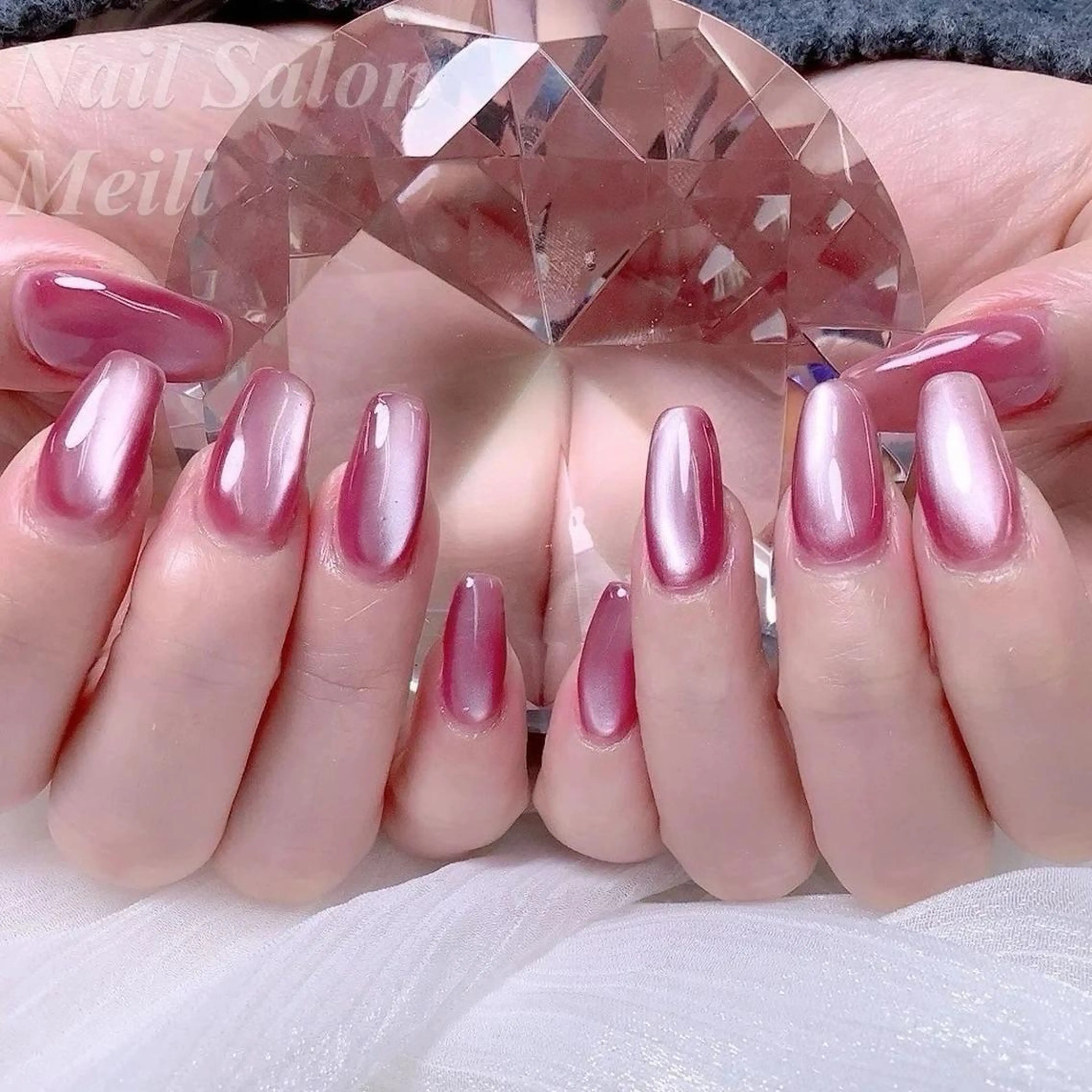 ネイル マグネットネイル ピンク シンプルネイル ハンドネイル ネイルサロン メイリーのネイルデザイン