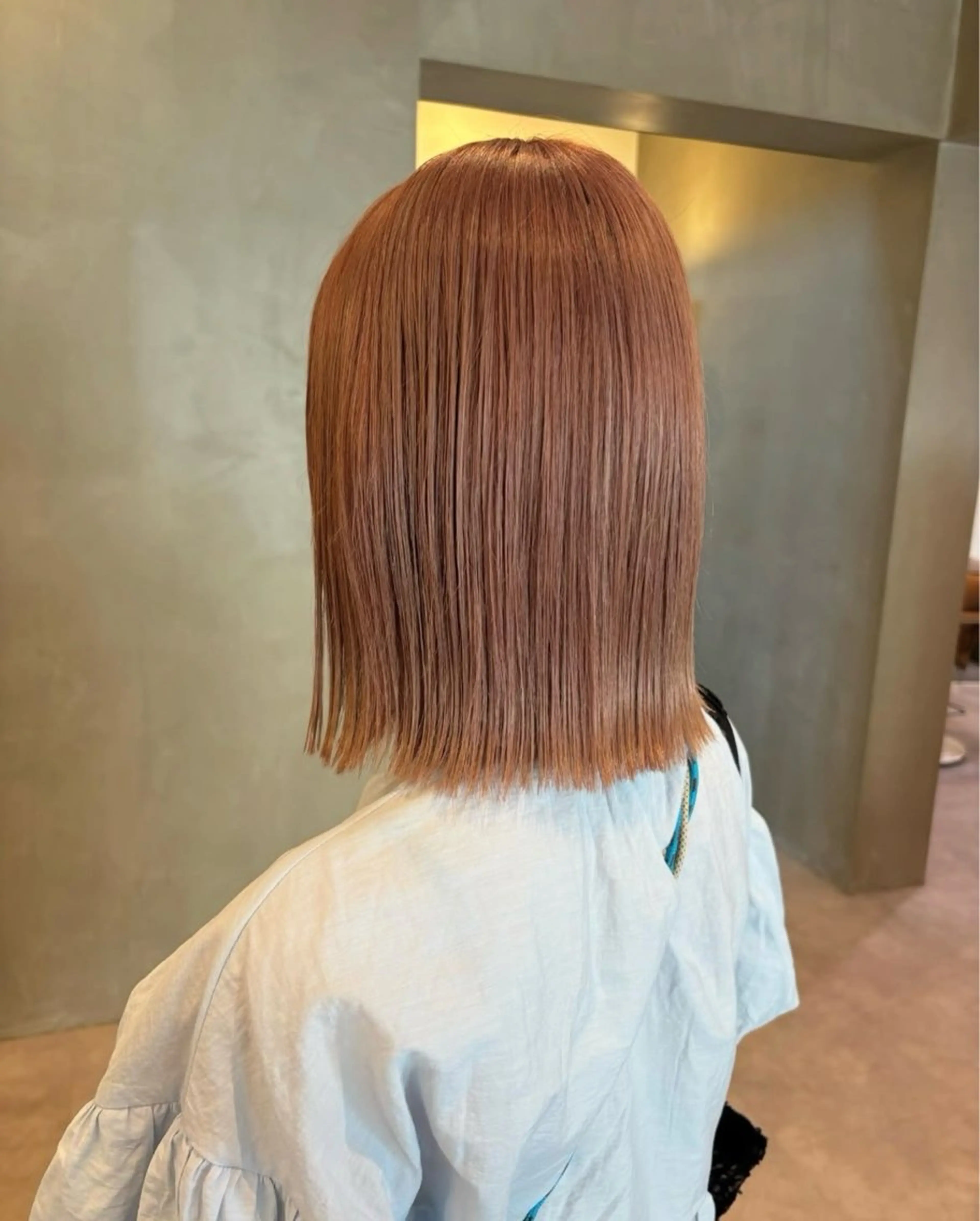 ミディアム AILERON 神村のヘアスタイル