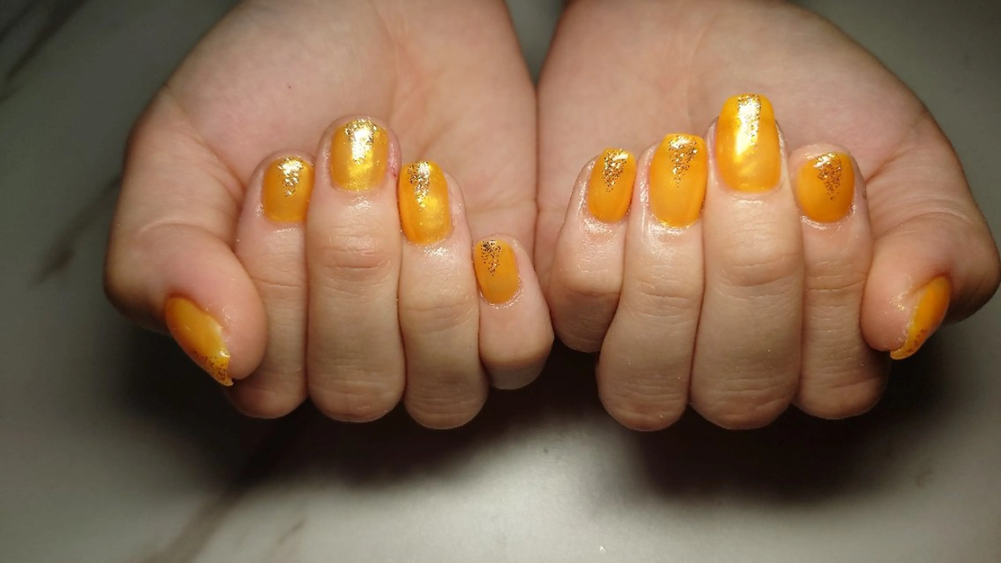 ネイル オーロラネイル オレンジ Nailsalon AMAのネイルデザイン