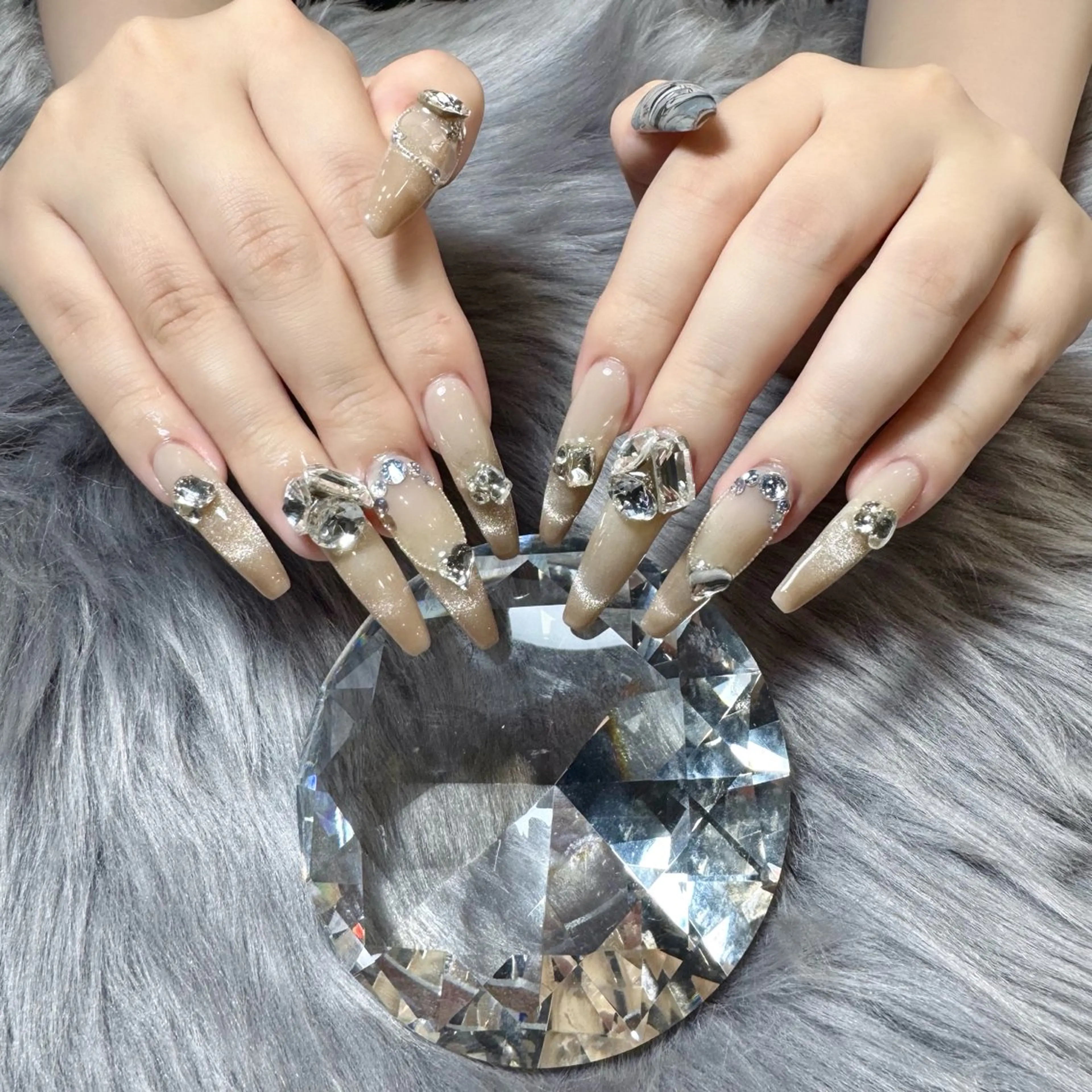 ネイル ロングネイル ネイルチップ ハンドネイル Doris Nail Salonのネイルデザイン