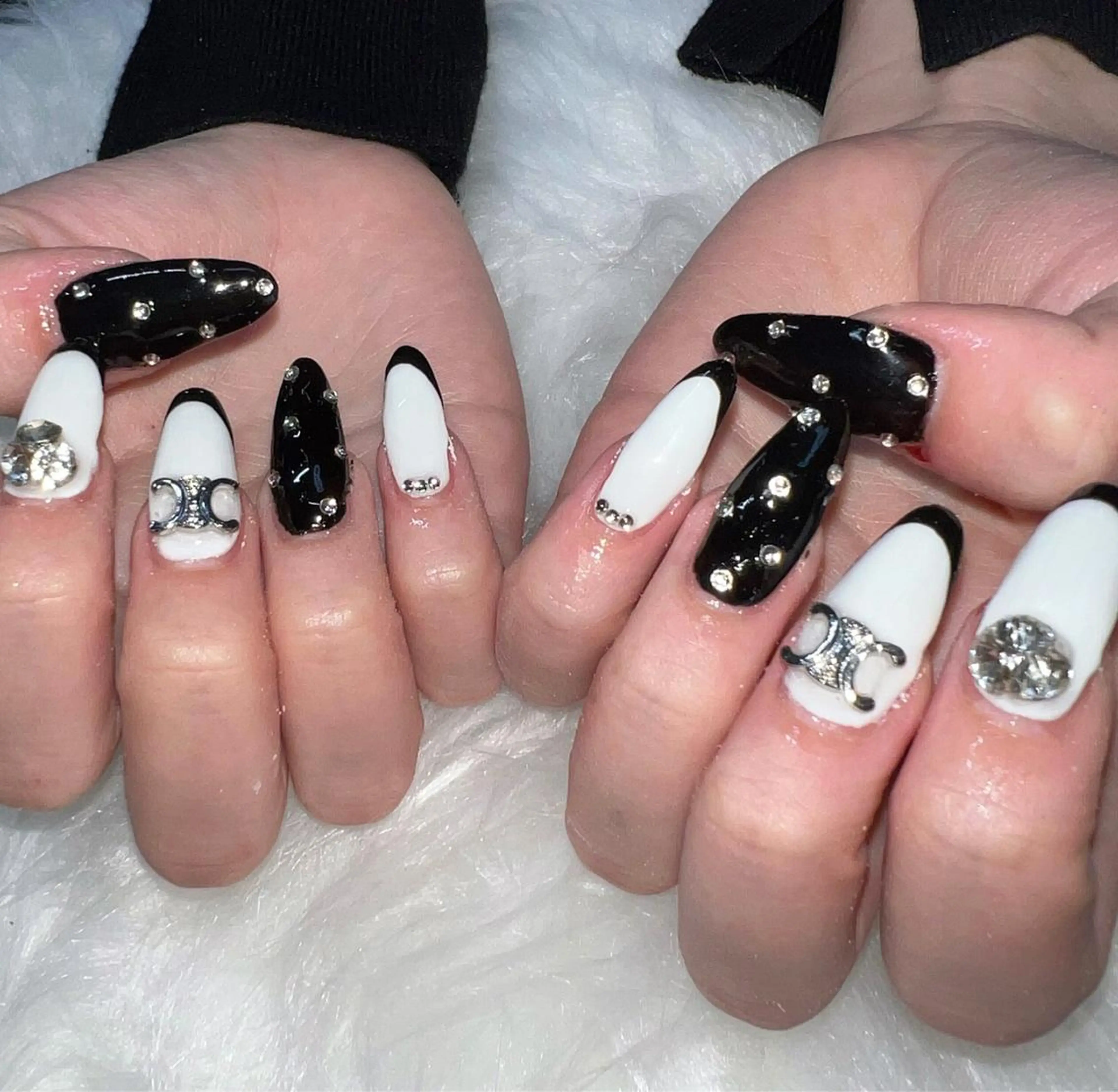 ロング ハンドネイル mao .のネイルデザイン