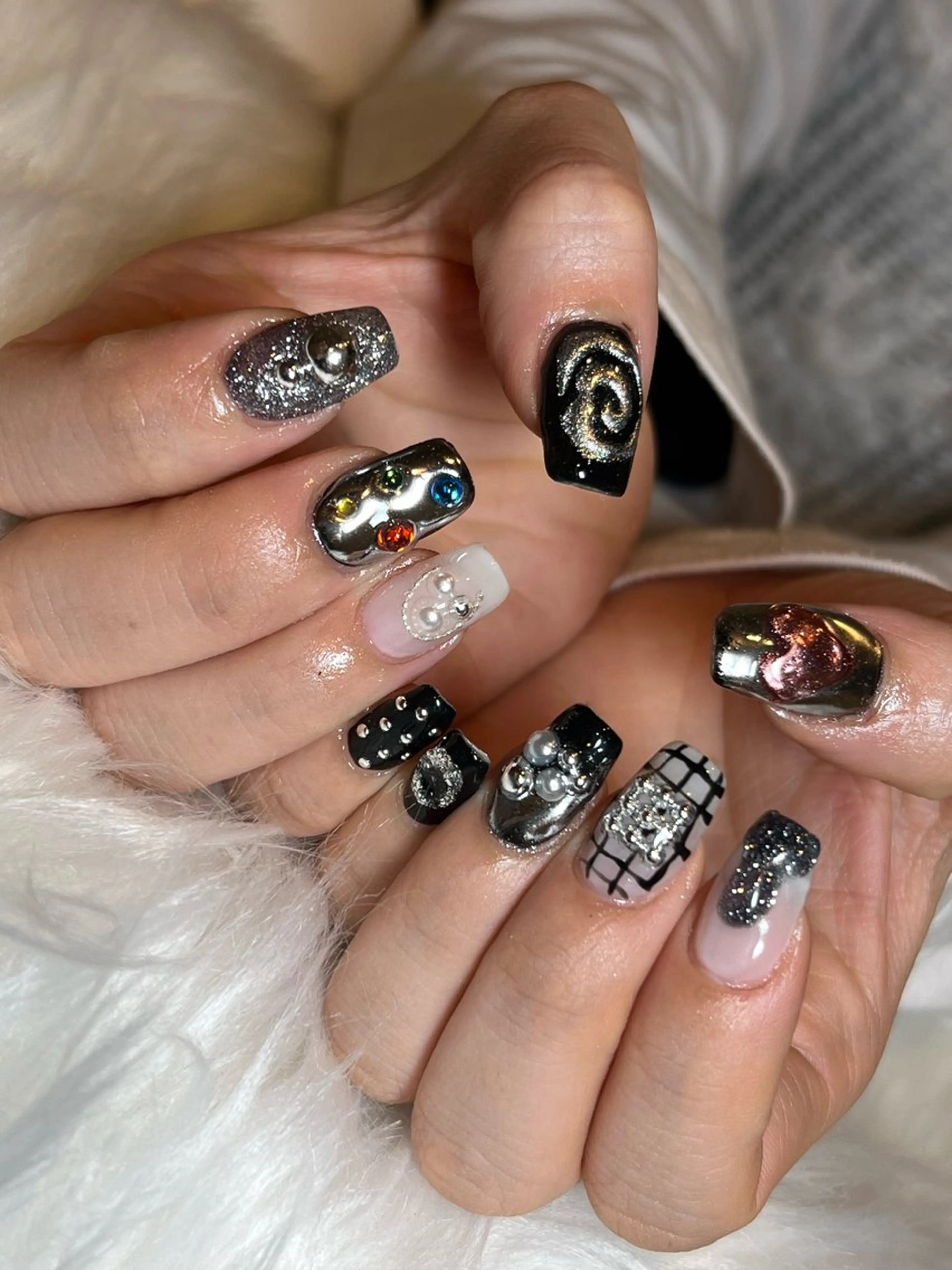 ネイル ハンドネイル maeda 💫のネイルデザイン