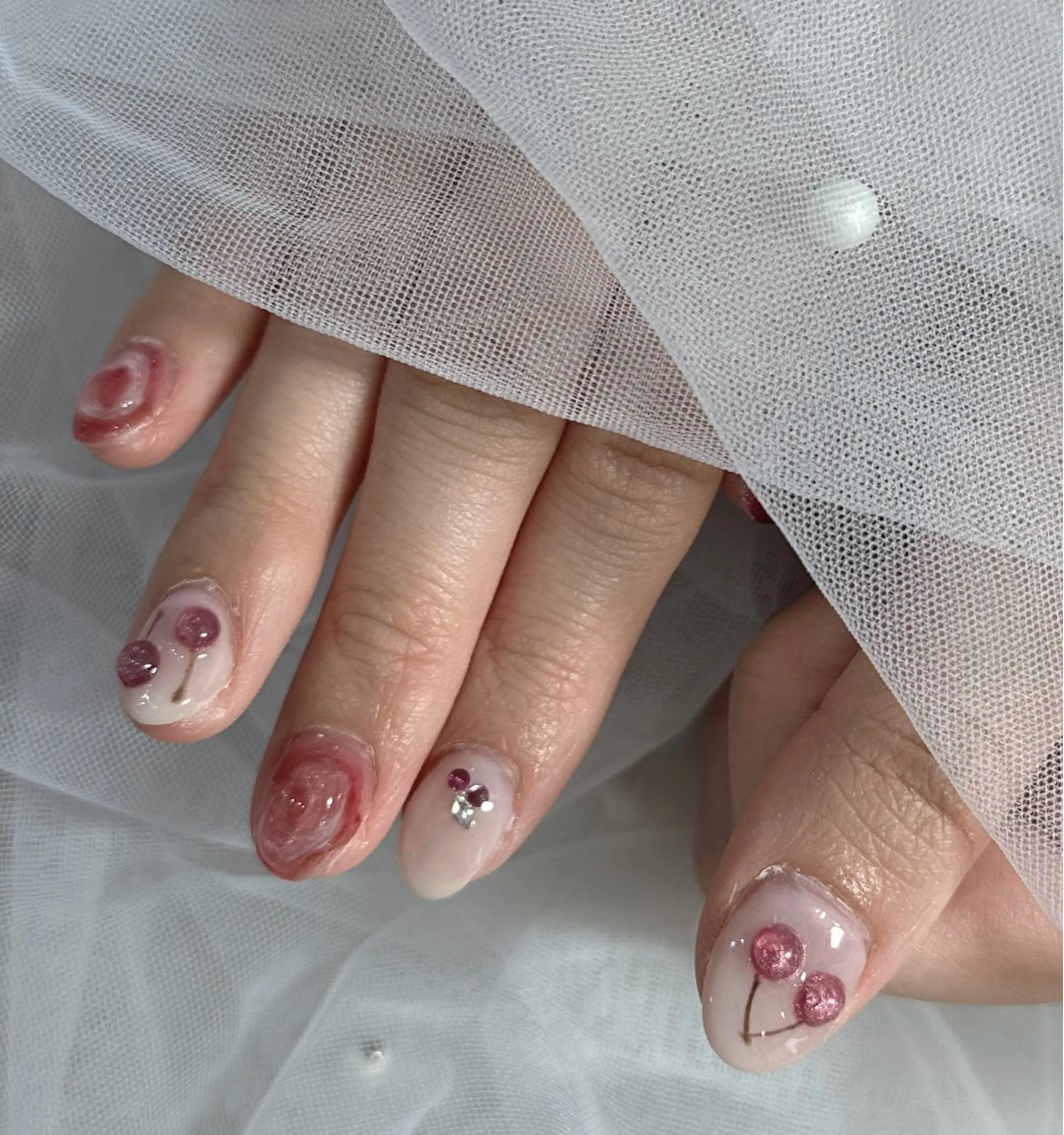 ネイル ハンドネイル フットネイル LAVISH nanamiのネイルデザイン