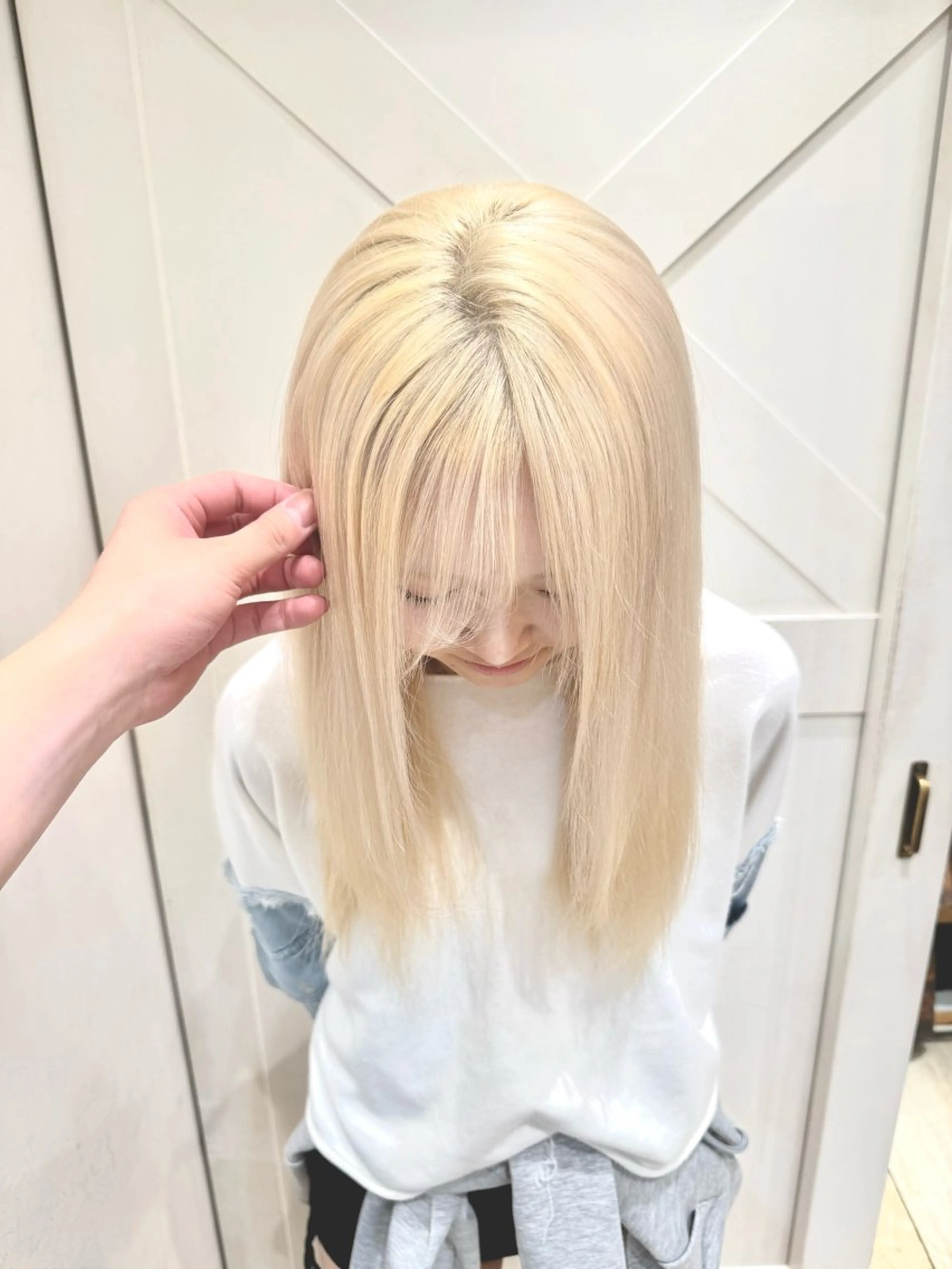 ロング 🎨ハイトーン レイヤーカットやまとのヘアスタイル