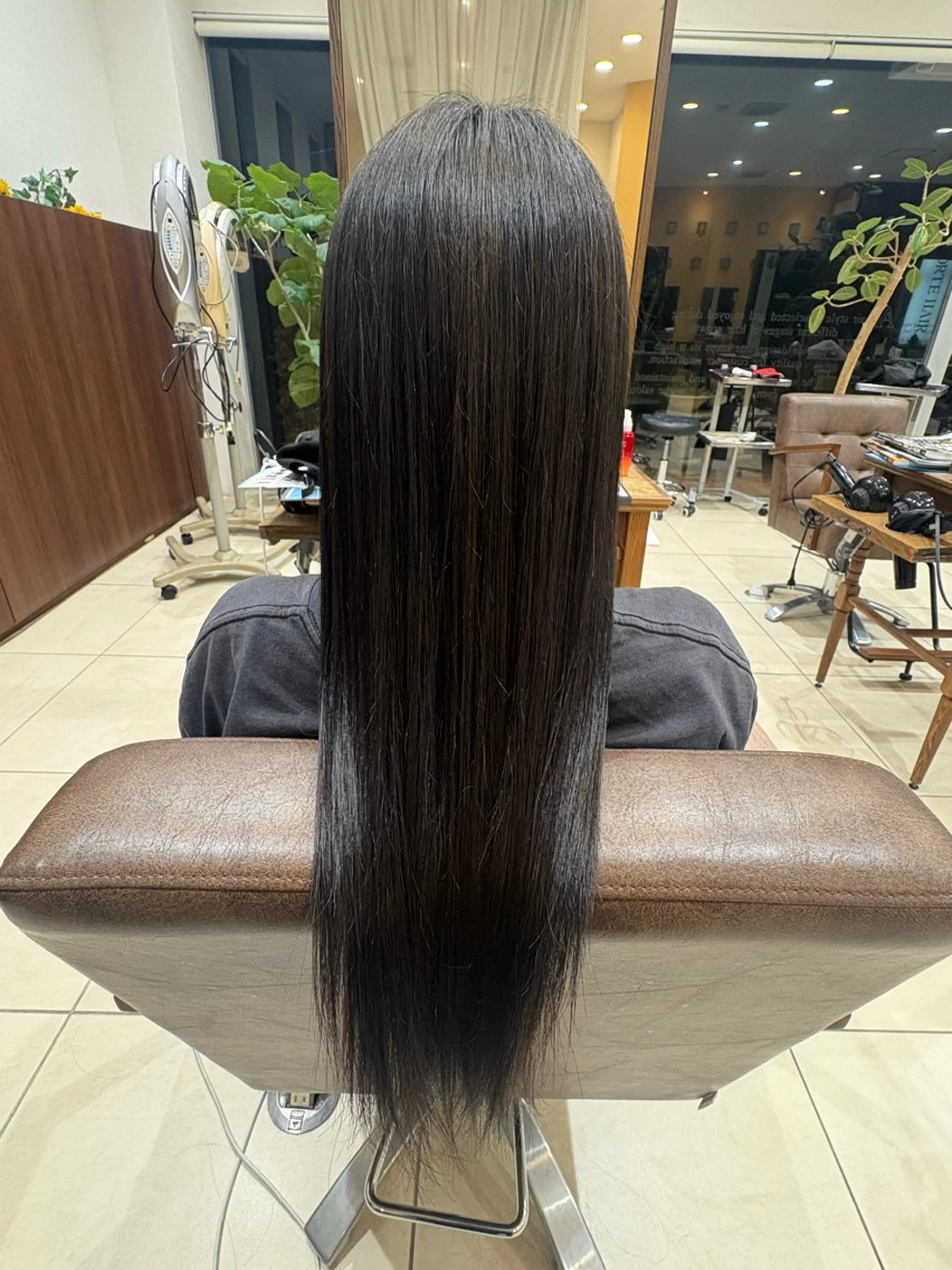 ロング カラー 大柴 彩花のヘアスタイル