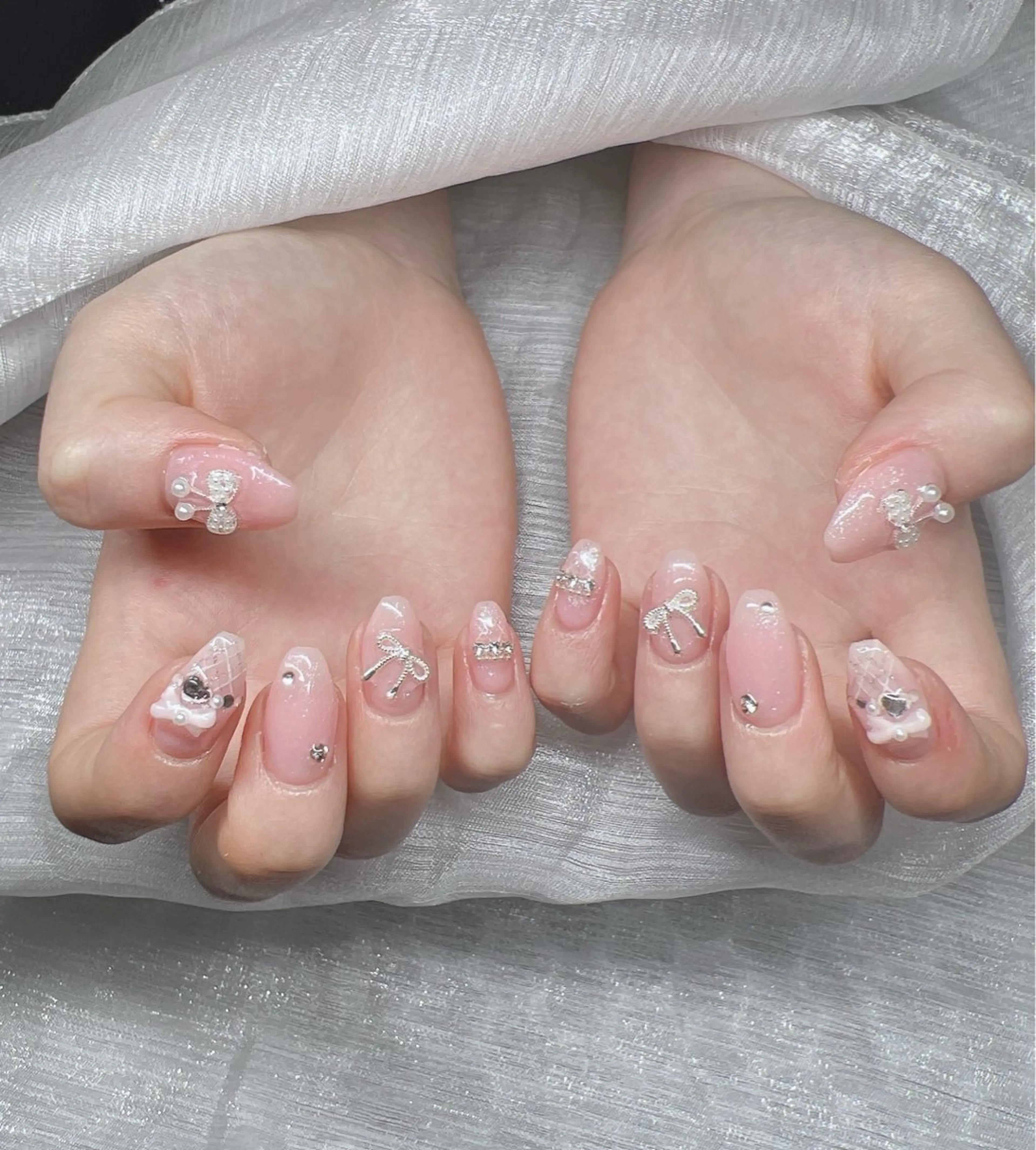 ネイル オーロラネイル チークネイル 長さ出し フットネイル フレンチネイル ハンドネイル Lee Nails チップ長さだし専門店のネイルデザイン