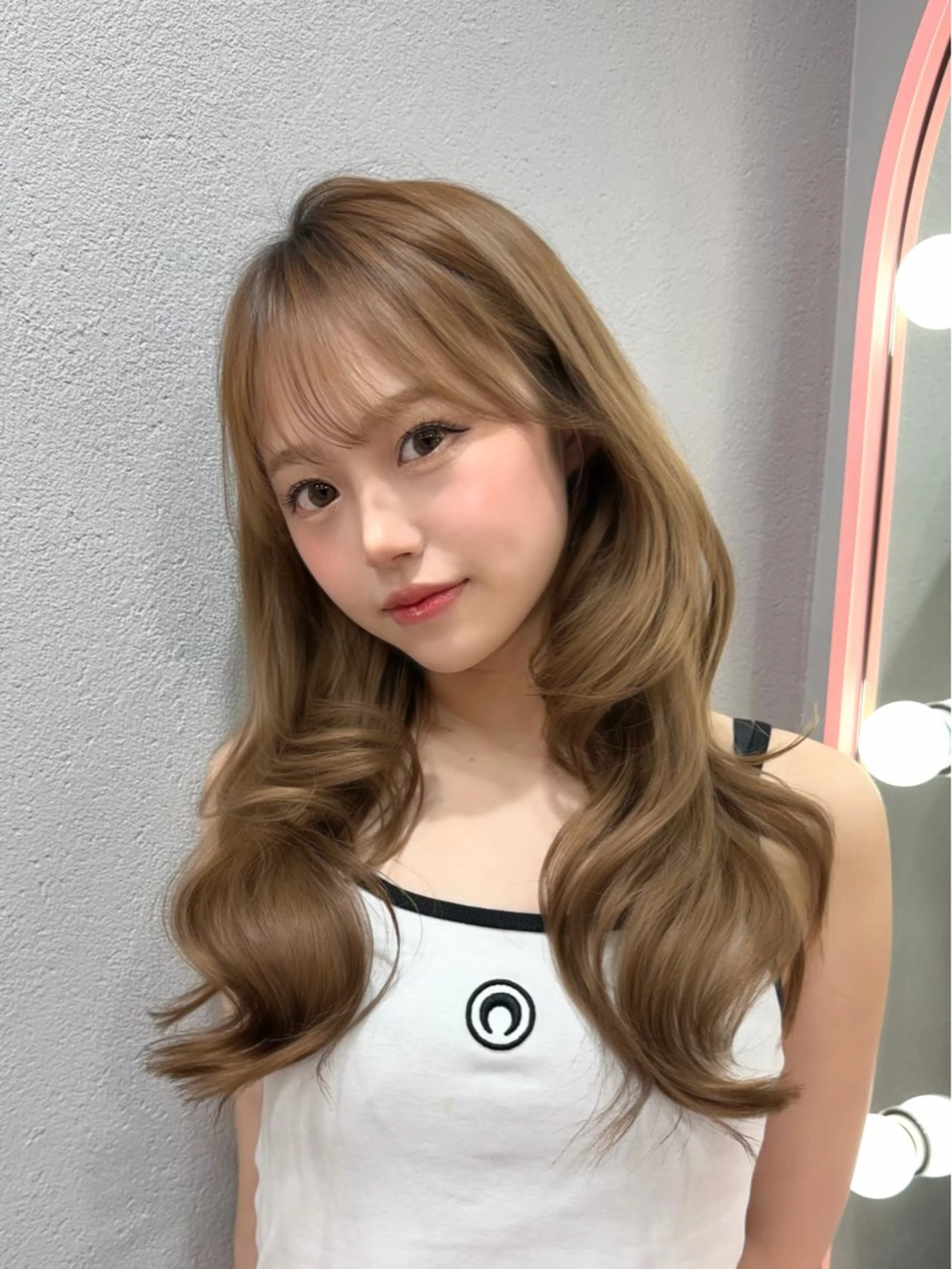 セミロング カラー ベージュカラー ブリーチ ブラウンカラー チョコレートブラウン 透明感カラー ヘアカラー 渋谷/韓国ヘア/ 顔まわり♡Ayakaのヘアスタイル