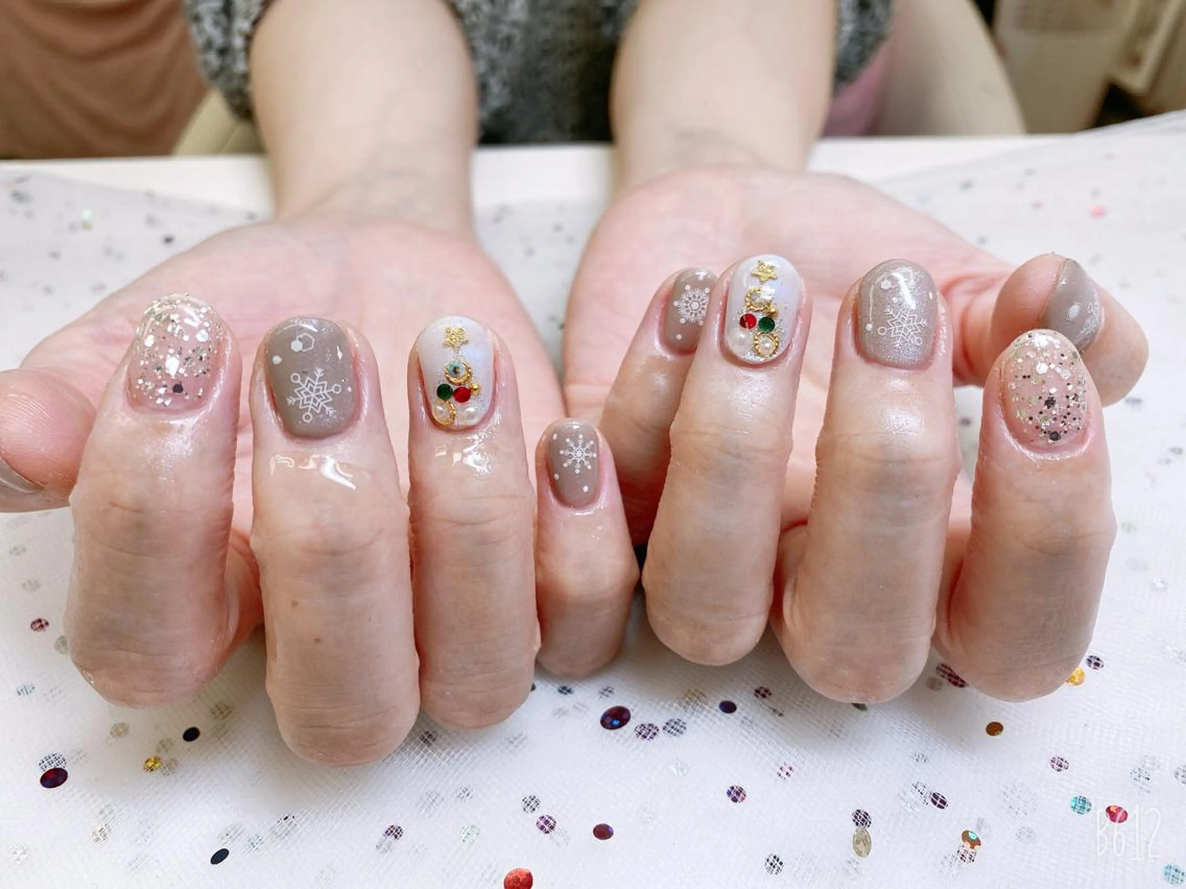 ネイル 🦋ネイルサロン ブラン🌈ゆりのネイルデザイン