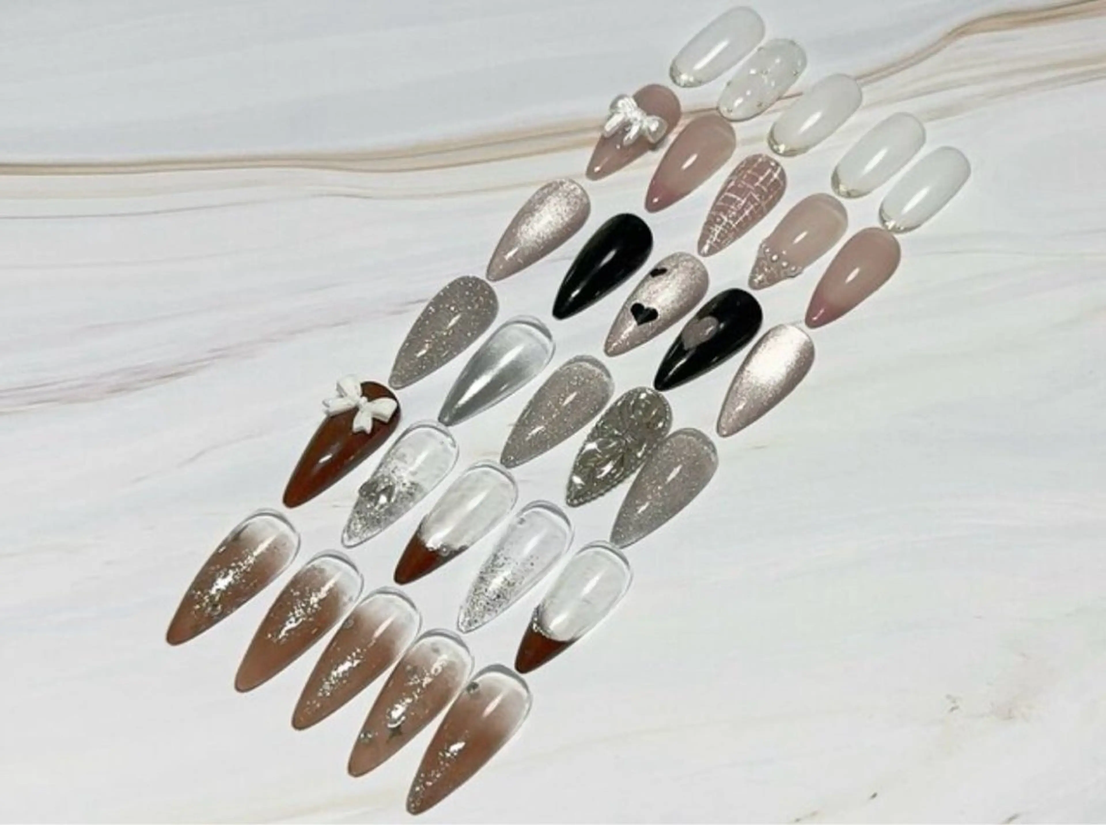 期間限定のサンプルから選べるゴージャスデザイン♪の写真